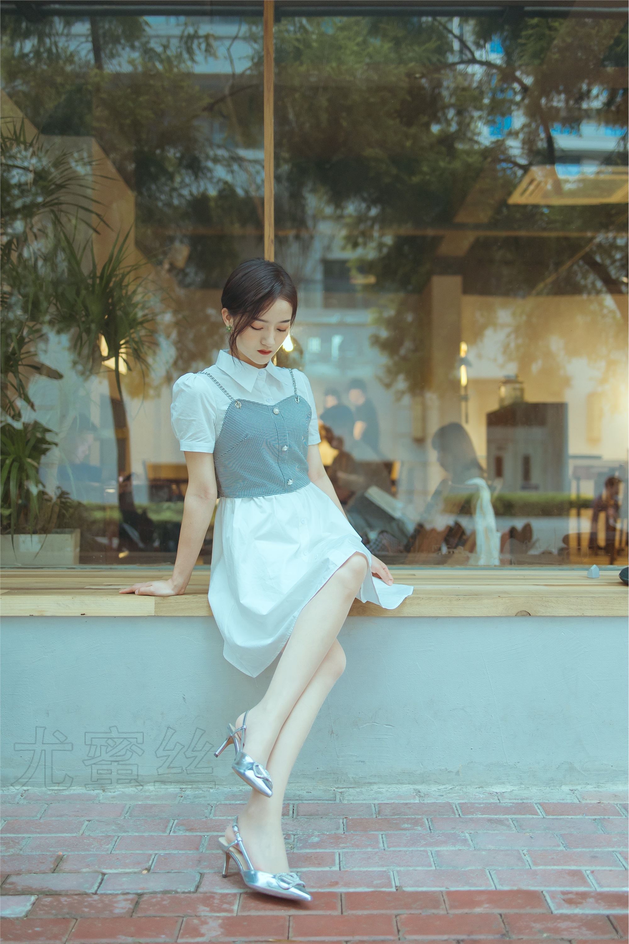 图片[4]-尤蜜丝期穿搭写真期N第057-秀人网