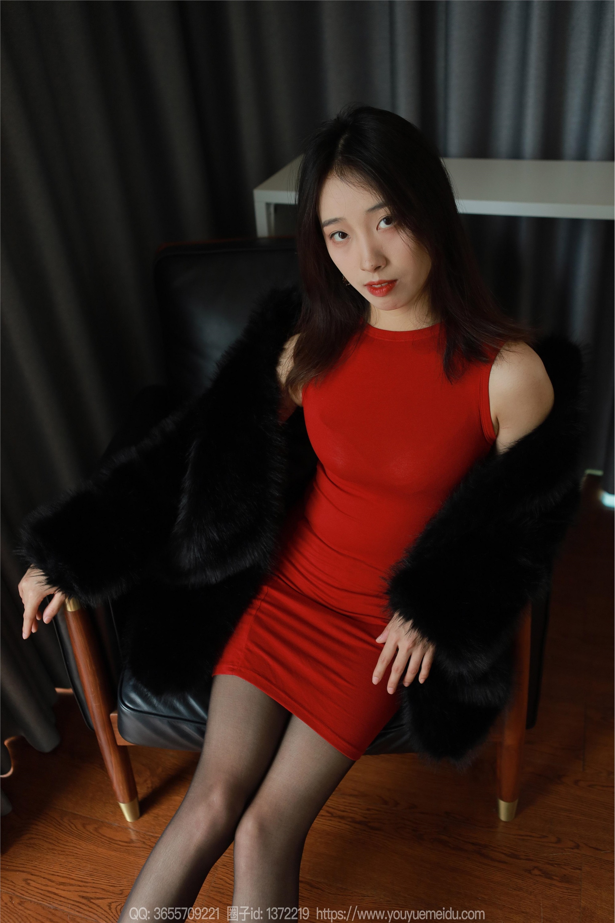 图片[3]-IESS异思趣向期期2024.01.25期丝享家期1647期小九《红色包臀裙（上）》-套图网