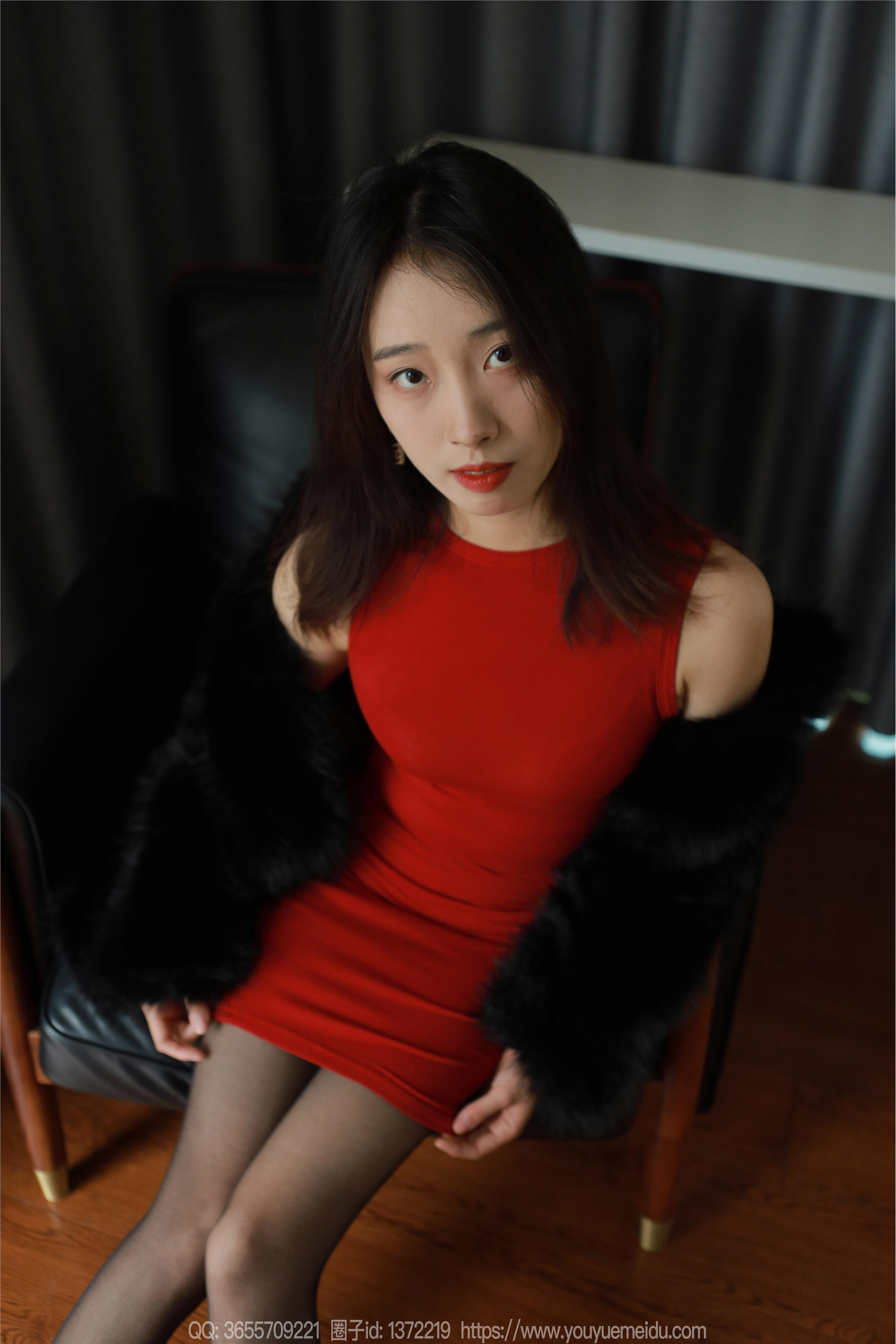 图片[5]-IESS异思趣向期期2024.01.25期丝享家期1647期小九《红色包臀裙（上）》-套图网