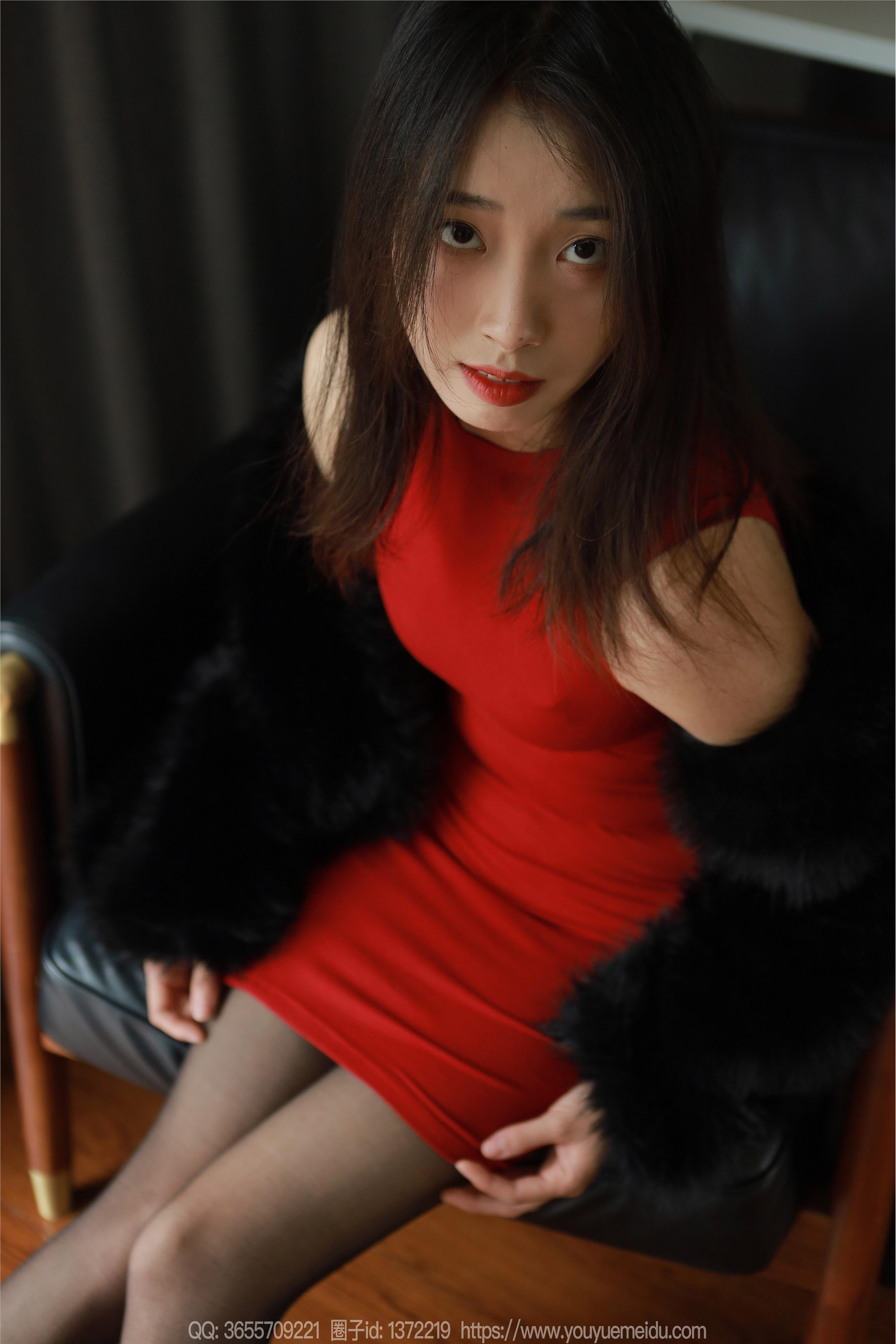 图片[7]-IESS异思趣向期期2024.01.25期丝享家期1647期小九《红色包臀裙（上）》-套图网