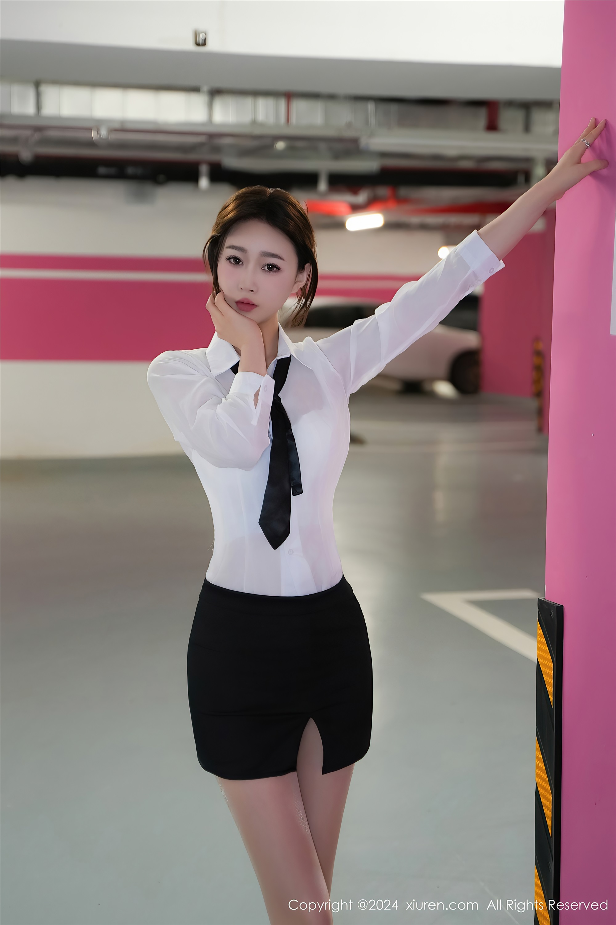 图片[4]-Xiuren秀人网期2024.05.29期N第8613期软糖爱喝奶-秀人网