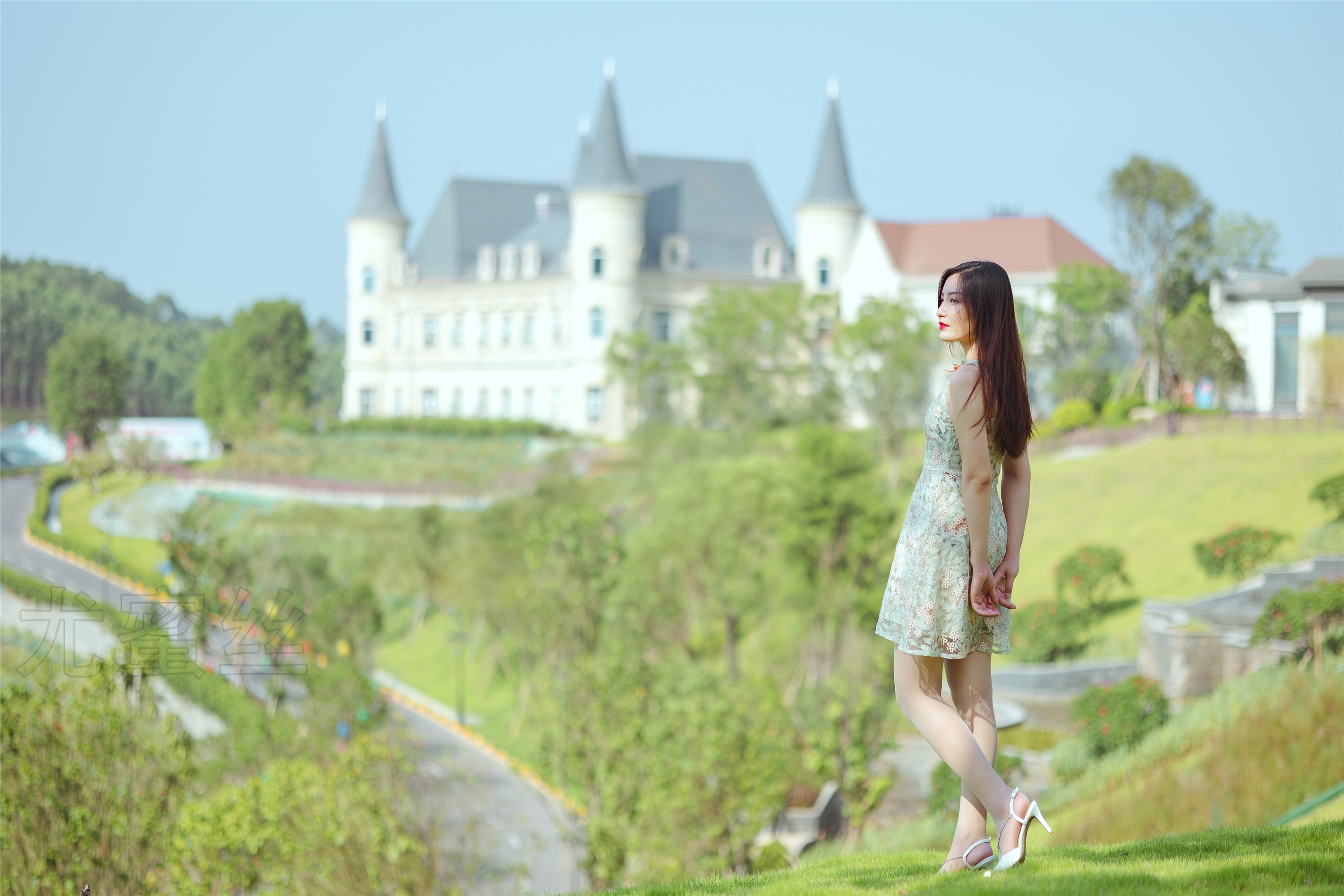 尤蜜丝期穿搭写真期N第064-秀人网