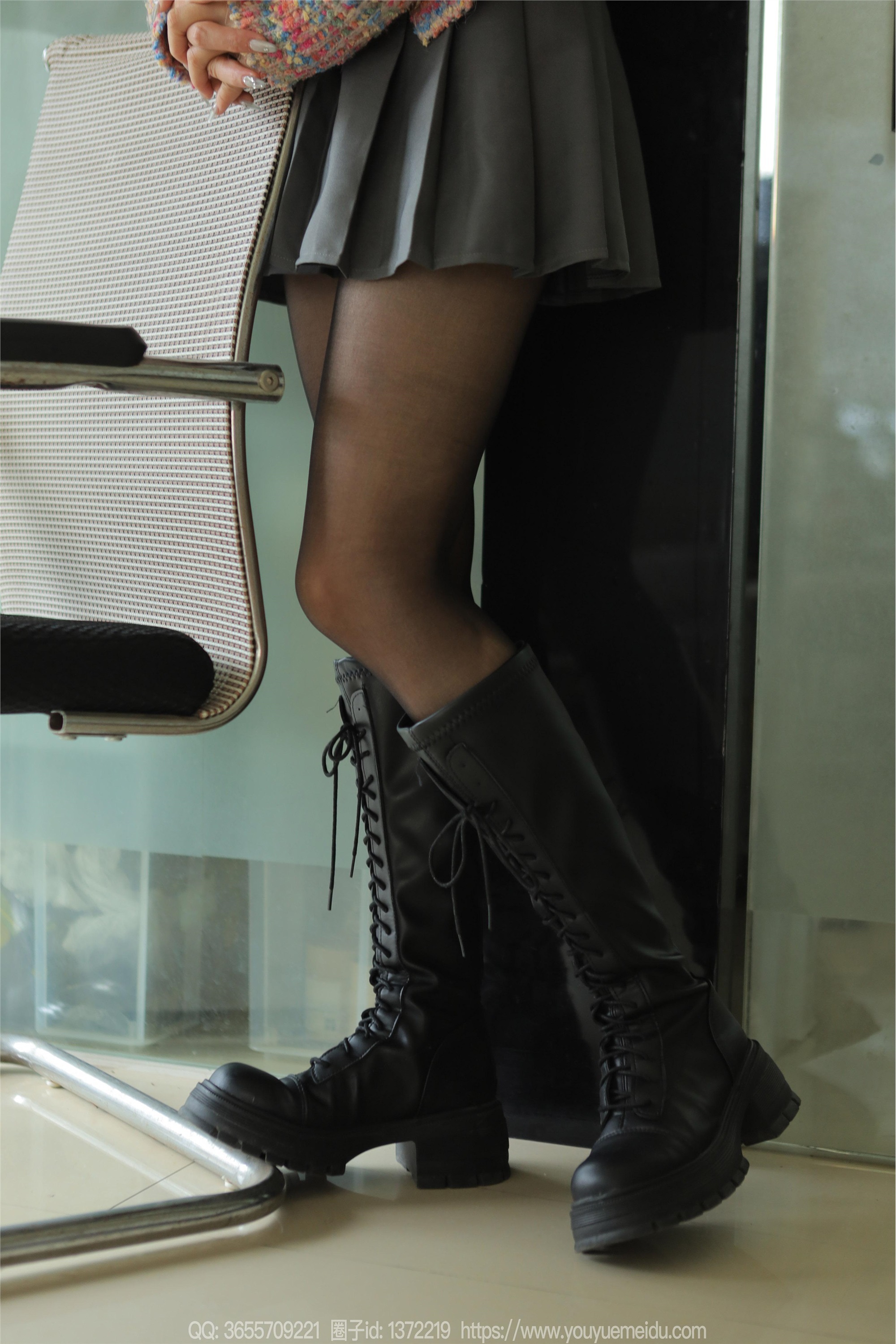 图片[9]-IESS异思趣向期期2024.02.02期丝享家期1654期小金《花衣服靴子》-秀人网