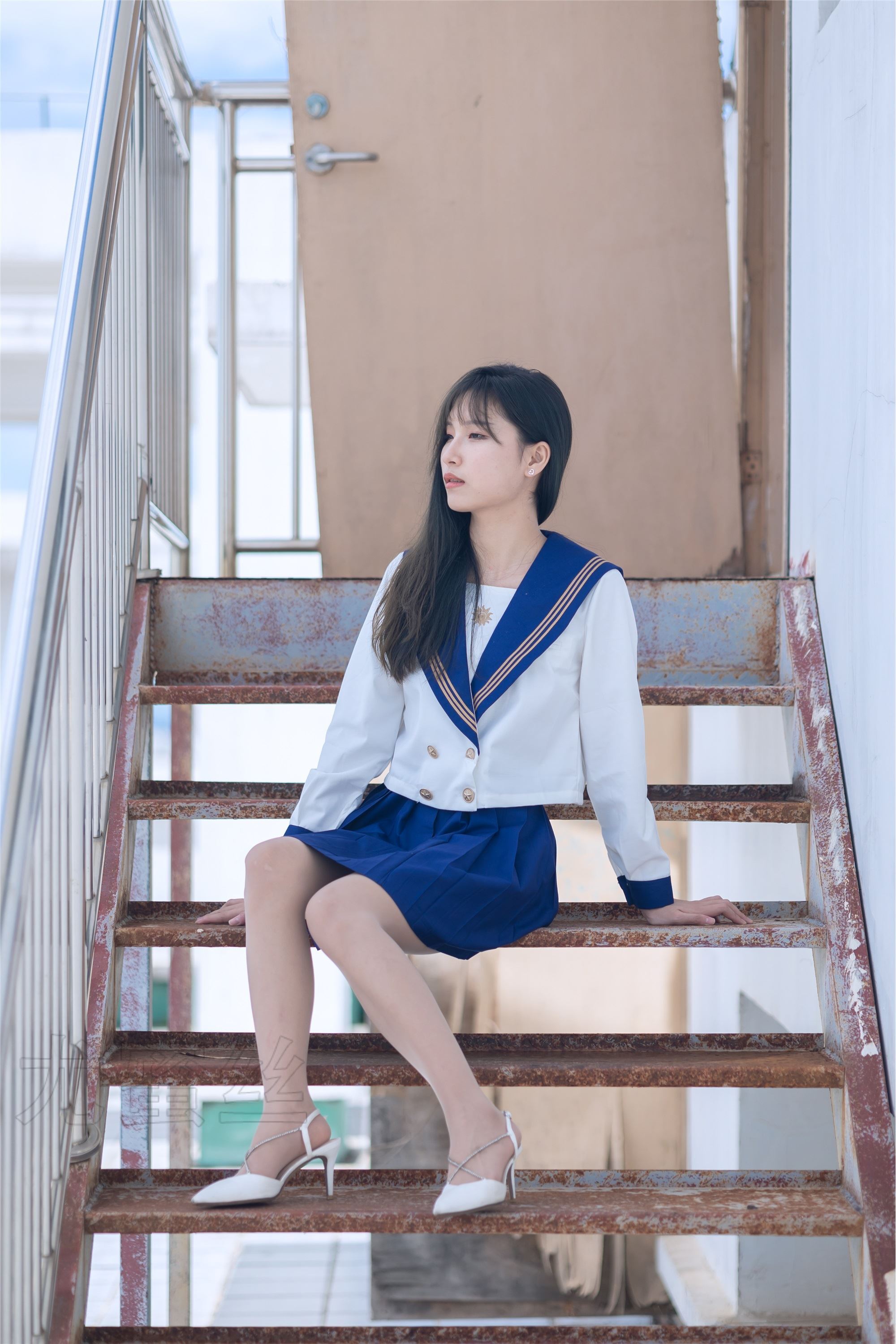 图片[5]-尤蜜丝期穿搭写真期N第069-秀人网