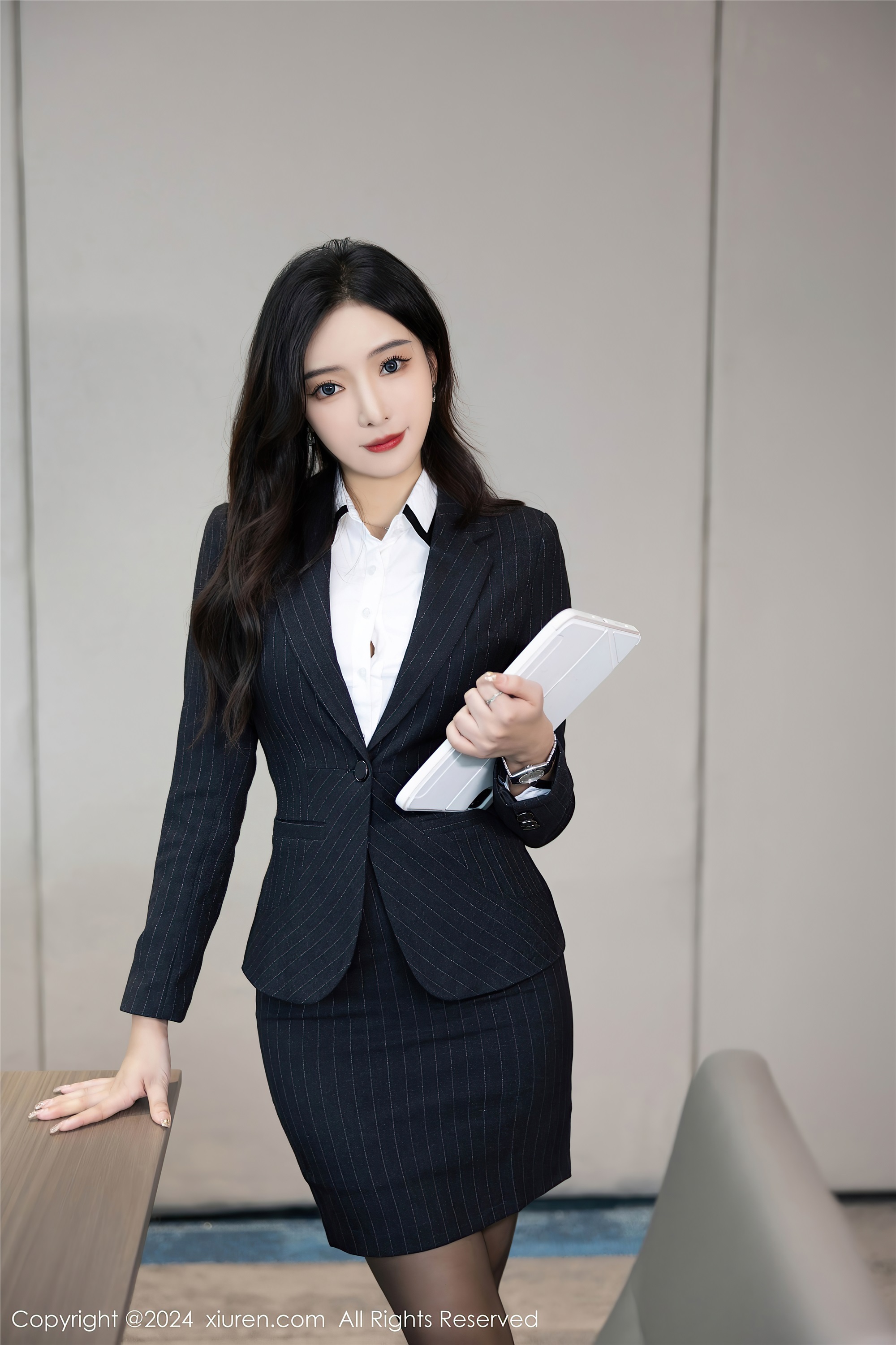 Xiuren秀人网期2024.06.05期N第8656期王馨瑶yanni-秀人网