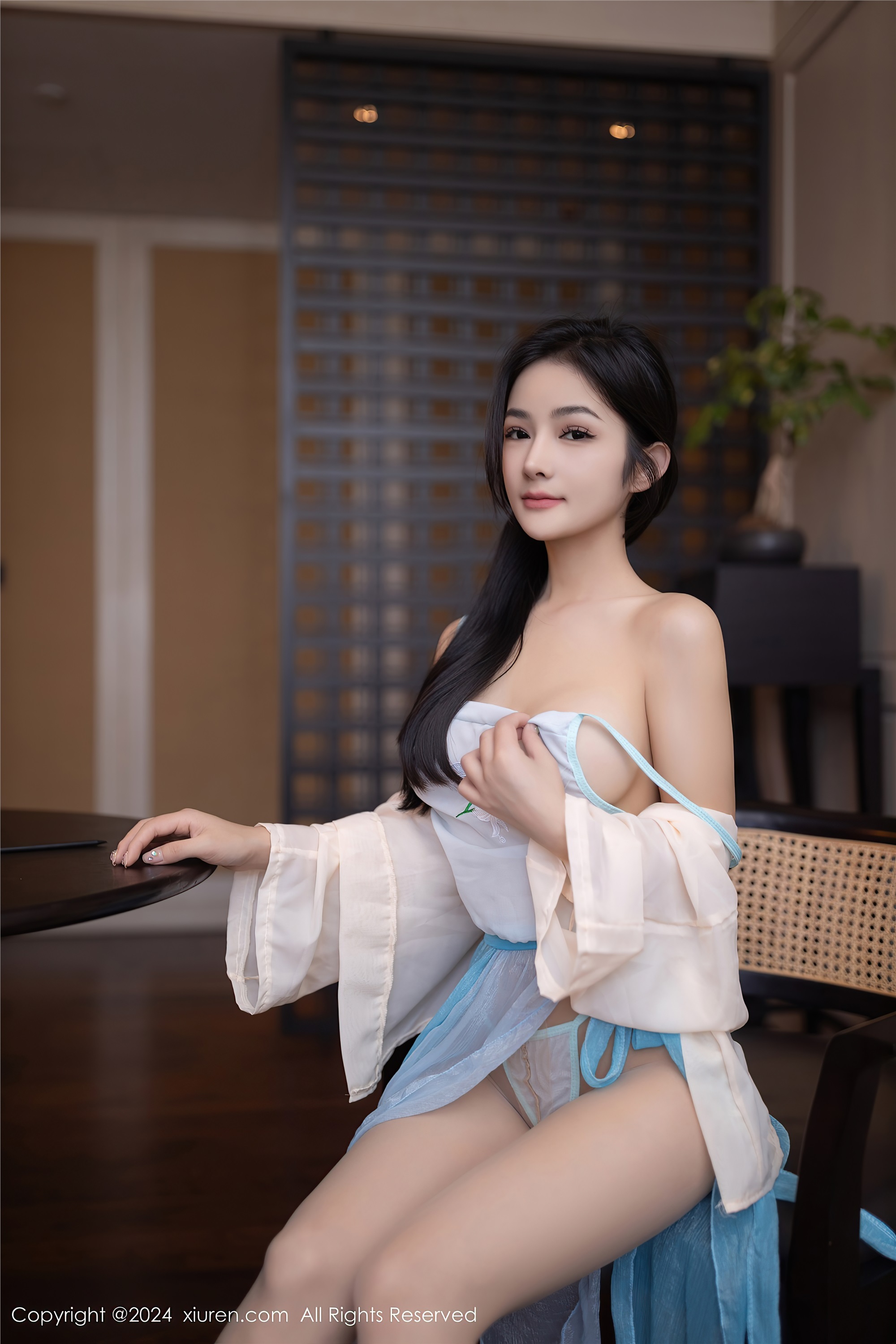 图片[3]-Xiuren秀人网期2024.06.12期N第8691期谭小灵-秀人网