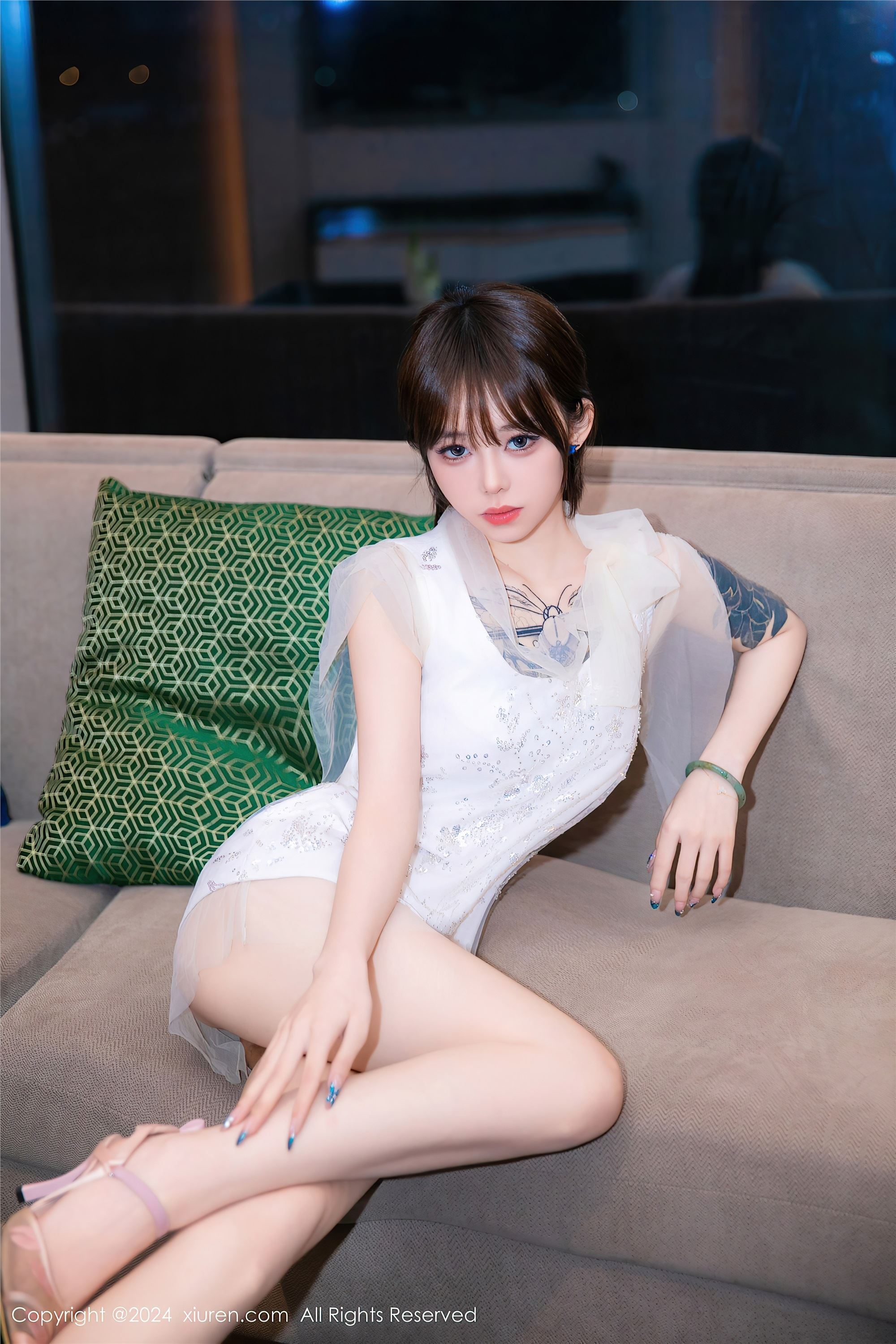 图片[9]-Xiuren秀人网期2024.06.13期N第8696期奶瓶-套图网