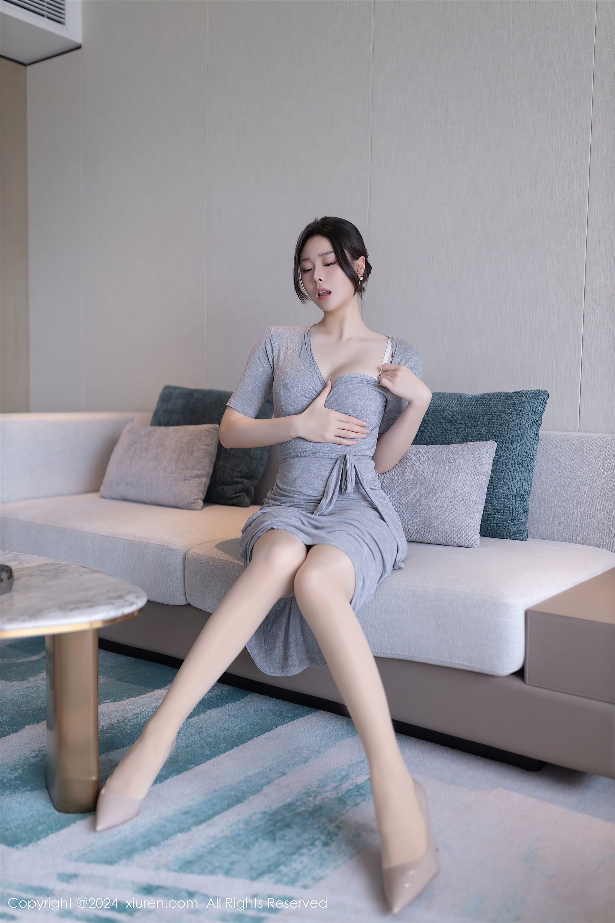 Xiuren秀人网期2024.06.13期N第8699期小逗逗-秀人网