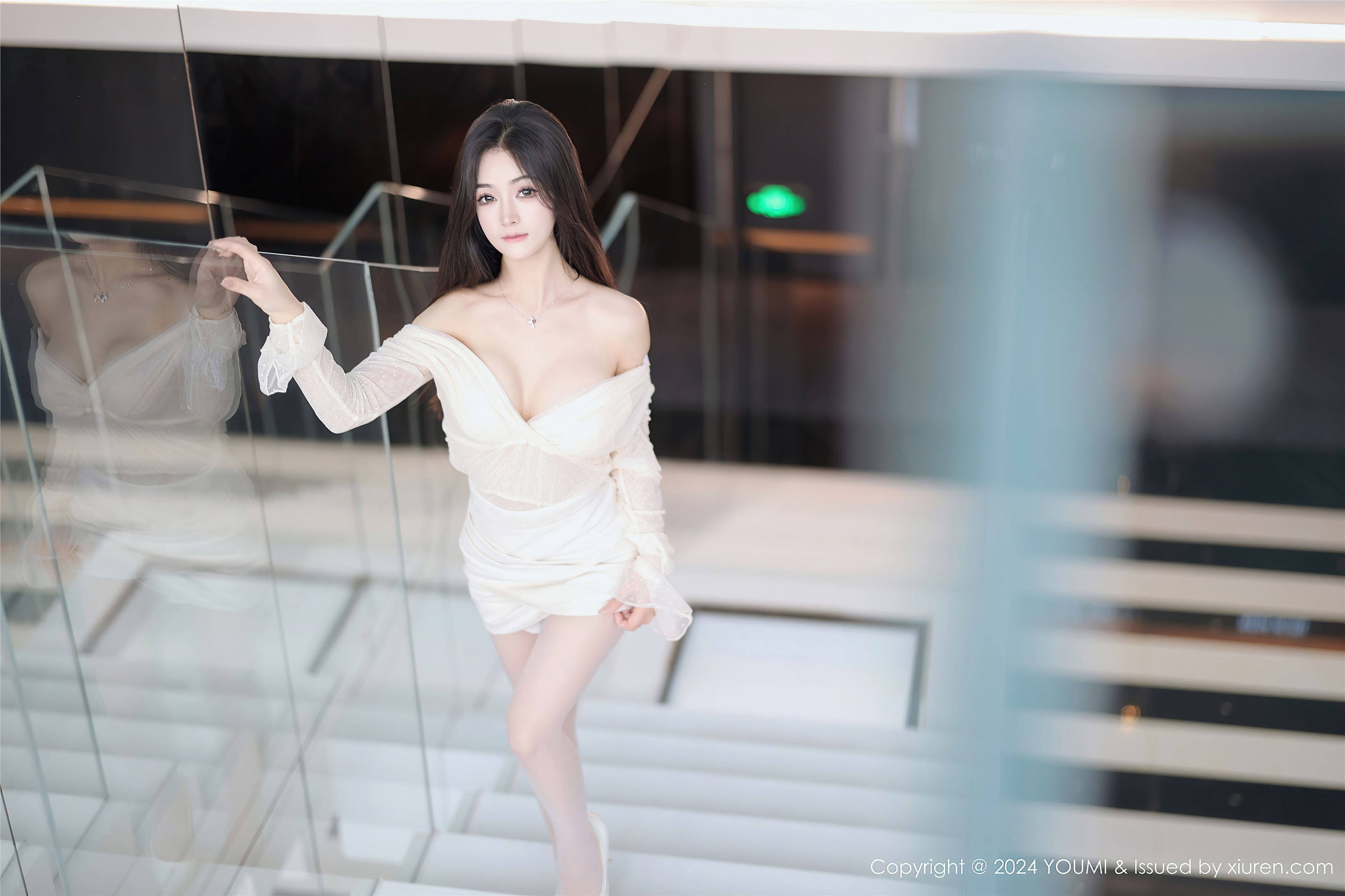 图片[4]-YouMi尤蜜荟期2024.06.07期VOL.1072期谭小灵-秀人网