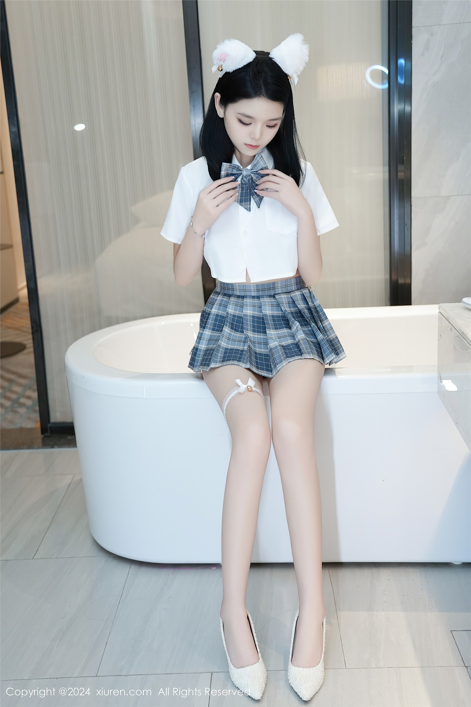 图片[2]-Xiuren秀人网期2024.06.18期N第8715期唐心心-秀人网