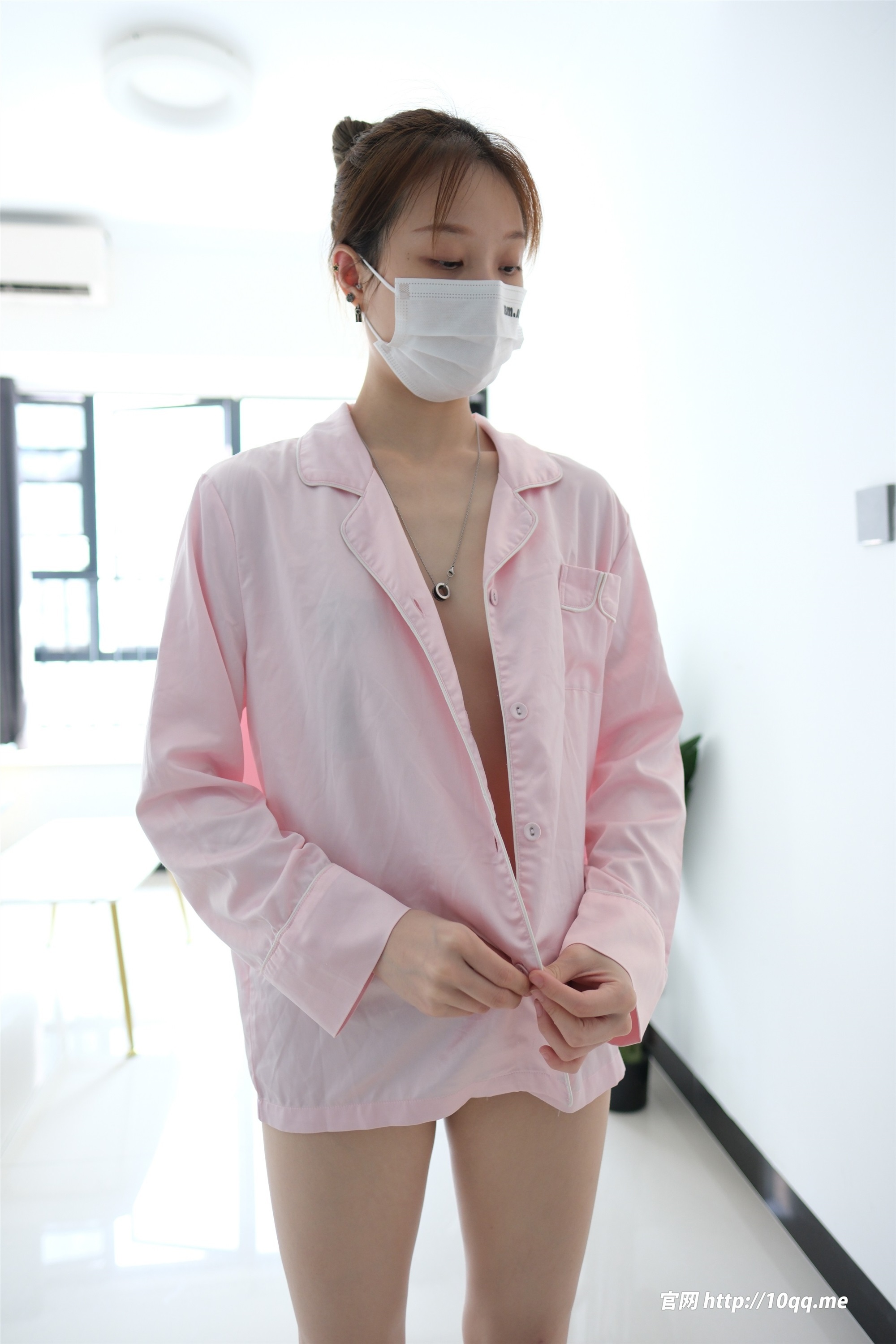 图片[2]-ROSI口罩系列期2024.08.01期N第2972-秀人网