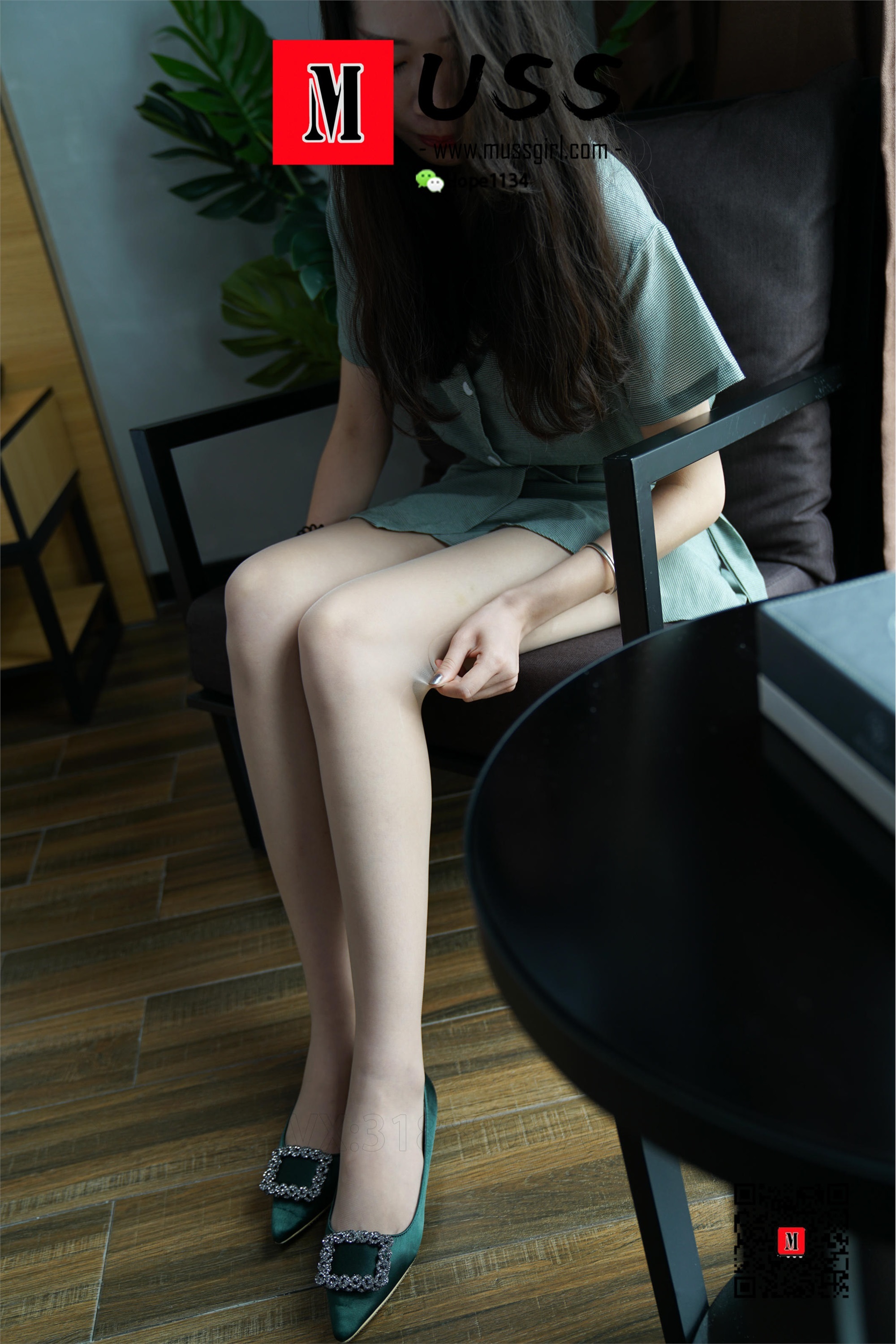 图片[2]-MussGirl慕丝女郎期期N第092期茜茜酒店肉丝短裙-套图网