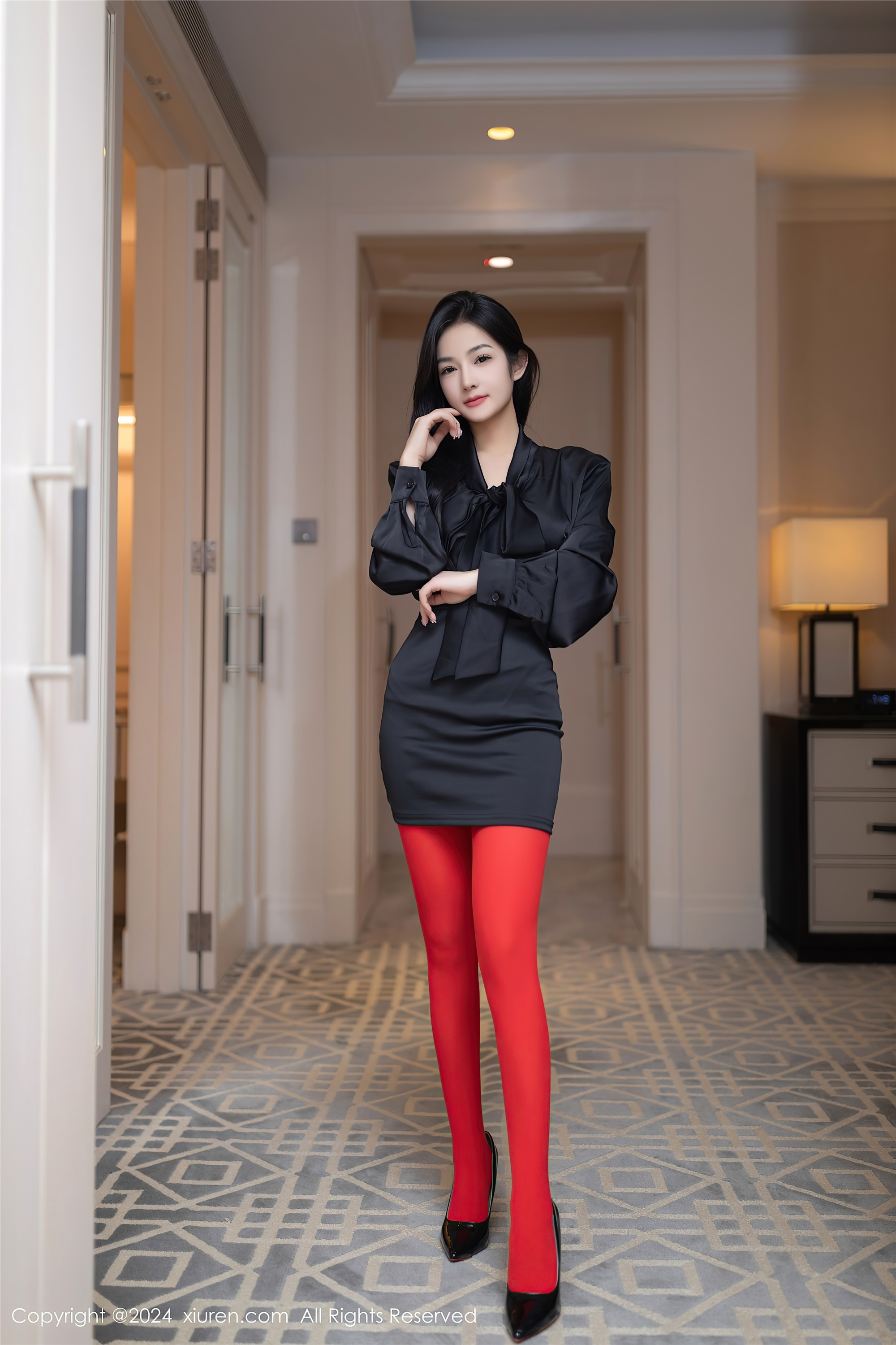 Xiuren秀人网期2024.07.03期N第8801期谭小灵-套图网