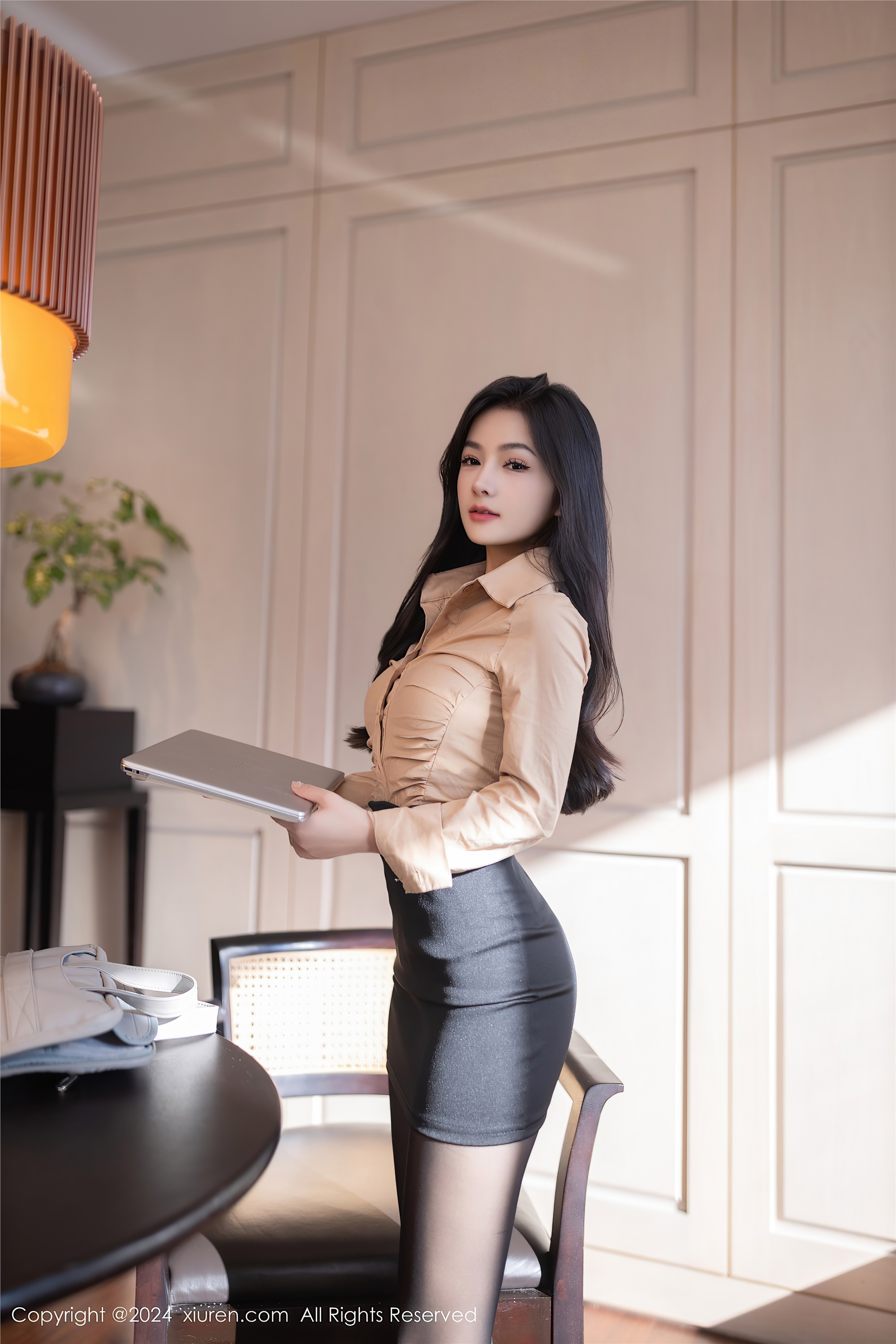 Xiuren秀人网期2024.07.10期N第8835期谭小灵-秀人网