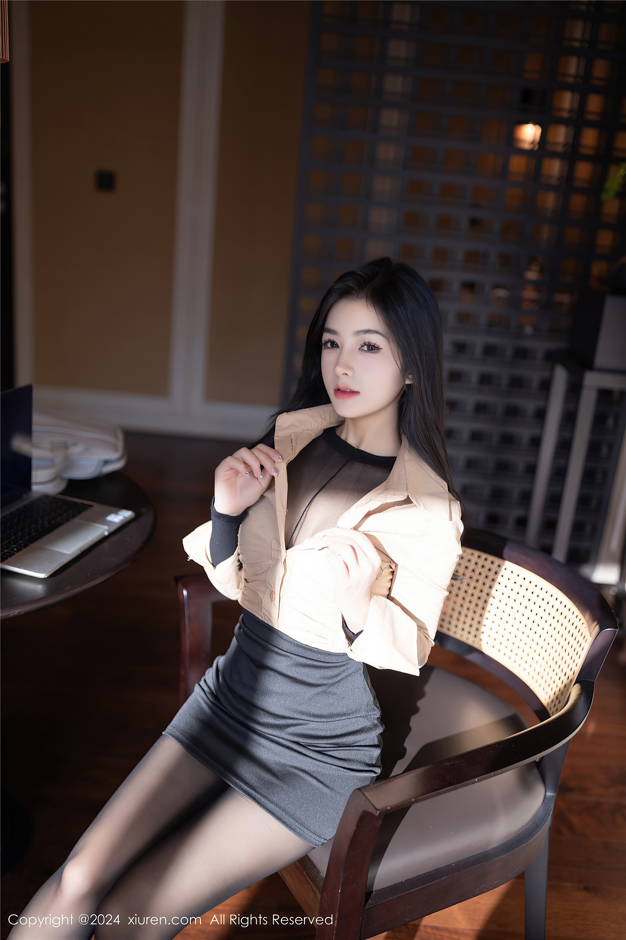 图片[4]-Xiuren秀人网期2024.07.10期N第8835期谭小灵-秀人网