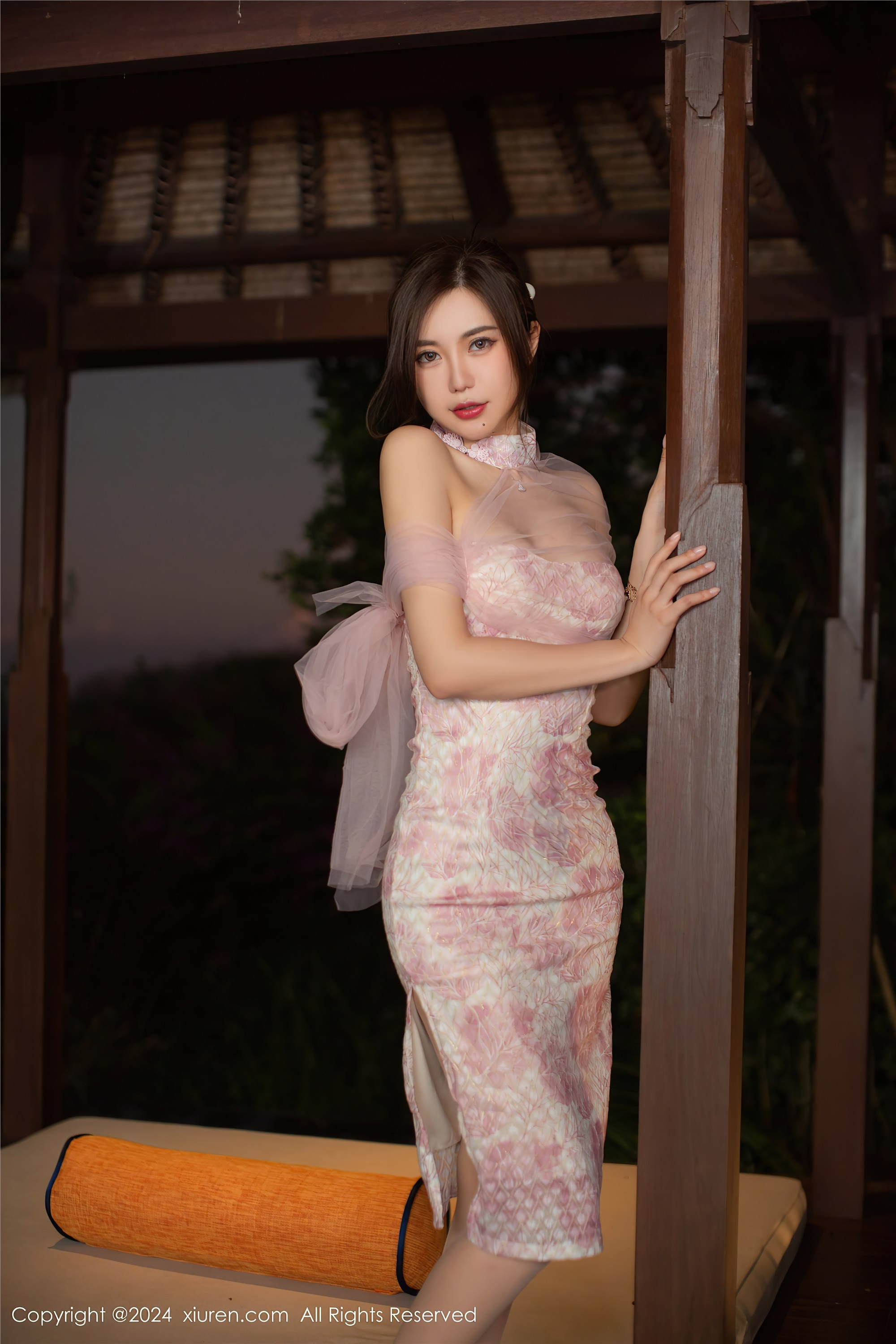 图片[9]-Xiuren秀人网期2024.07.16期N第8868期绮里嘉ula-套图网