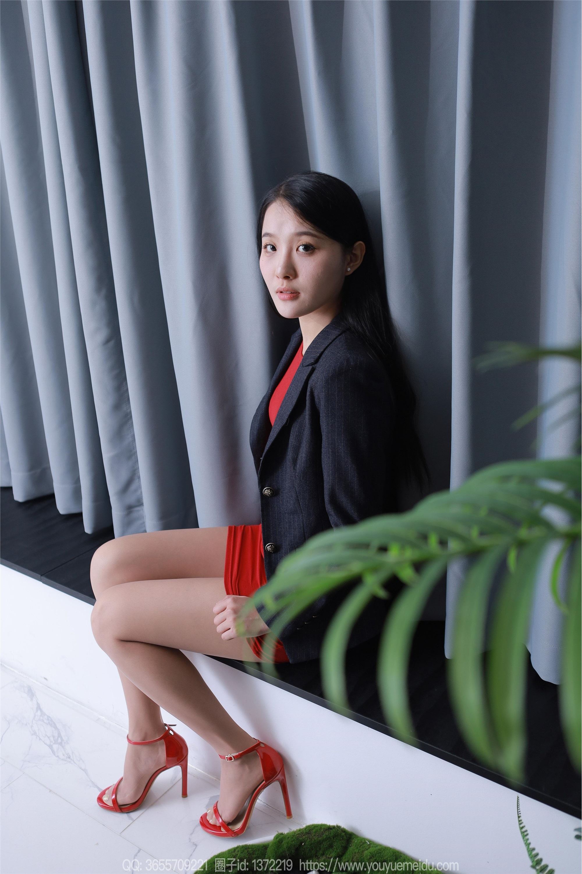 图片[8]-IESS异思趣向期期2024.04.16期丝享家期1717期婉萍《绿野仙踪》-秀人网