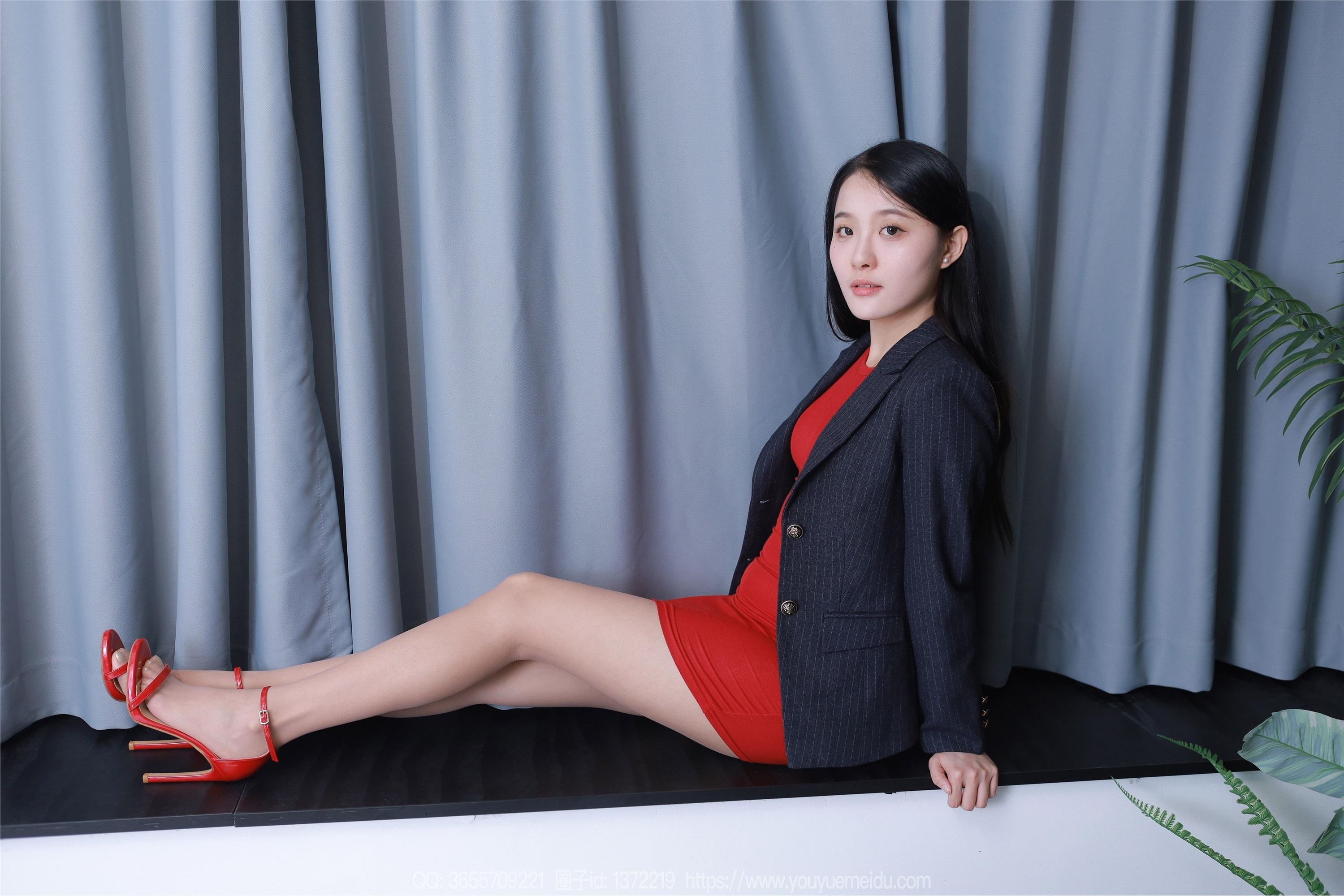 图片[9]-IESS异思趣向期期2024.04.16期丝享家期1717期婉萍《绿野仙踪》-秀人网