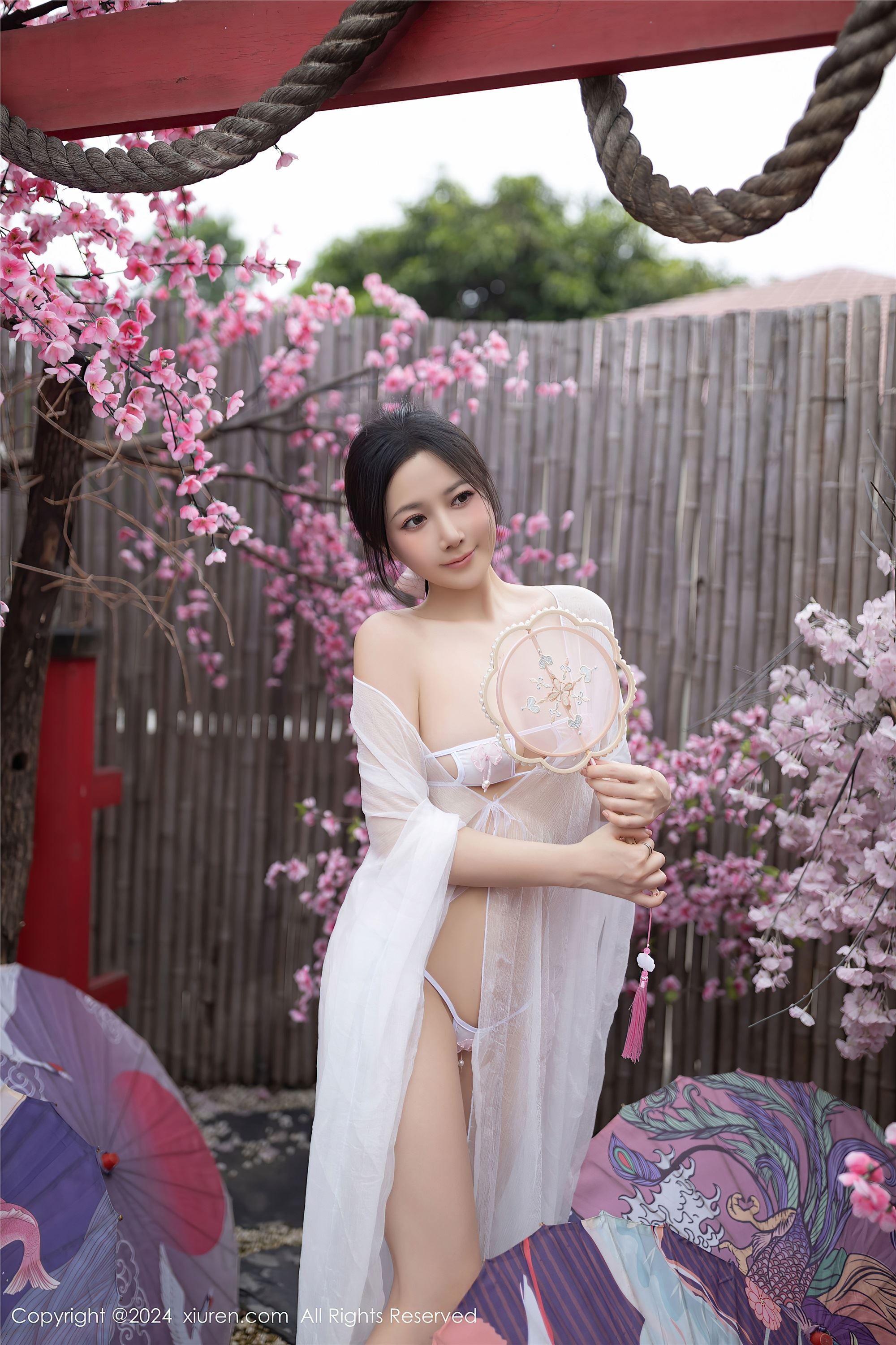 图片[2]-Xiuren秀人网期2024.07.26期N第8927期鱼子酱Fish-秀人网