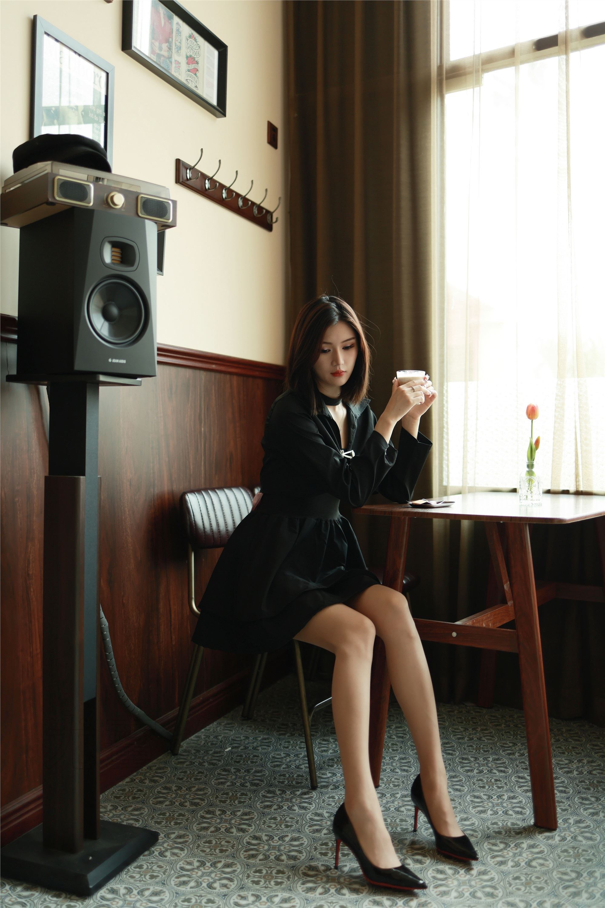 图片[4]-尤蜜丝期穿搭写真期N第105-秀人网