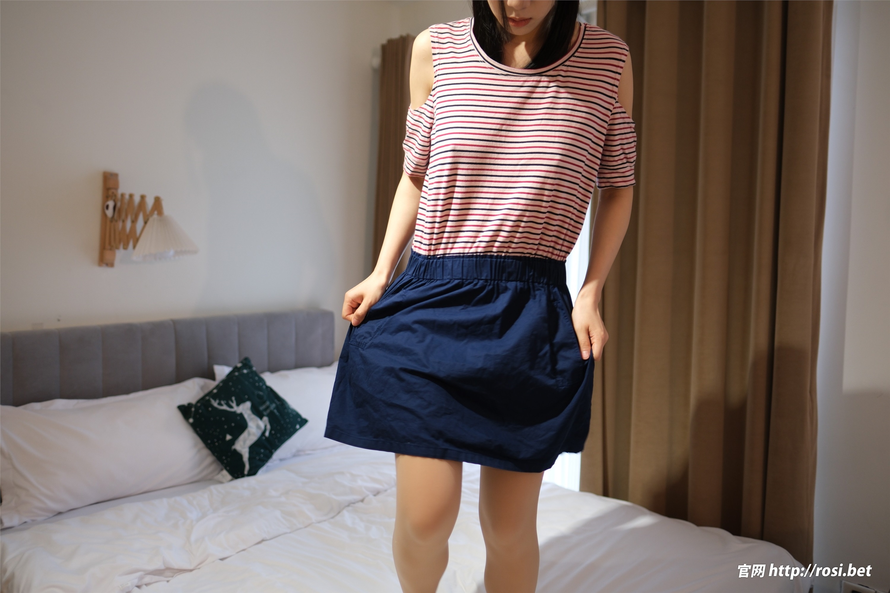 ROSI写真期2024.09.14期N第4667-套图网