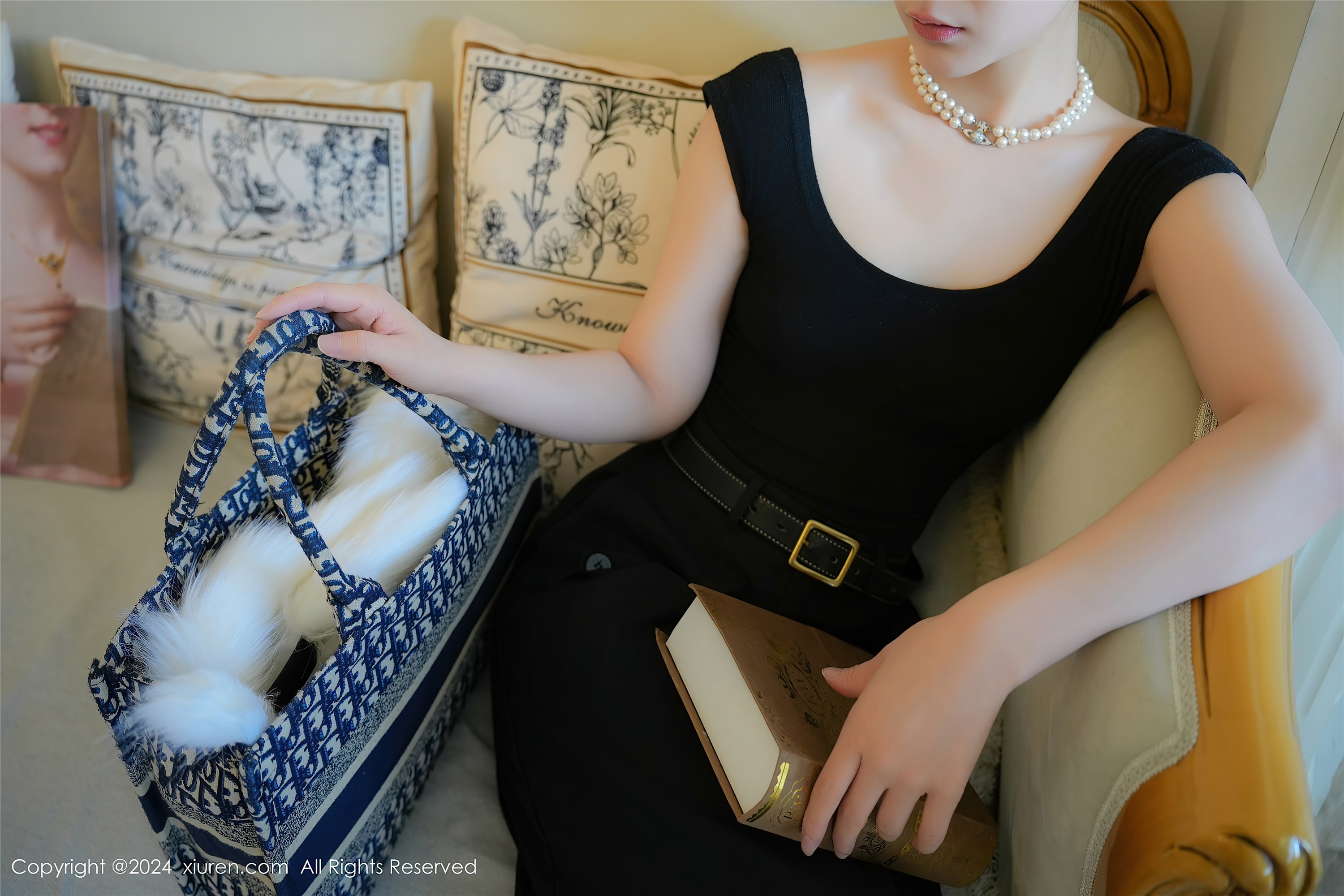 图片[5]-Xiuren秀人网期2024.08.02期N第8955期喵喵JOJO-套图网