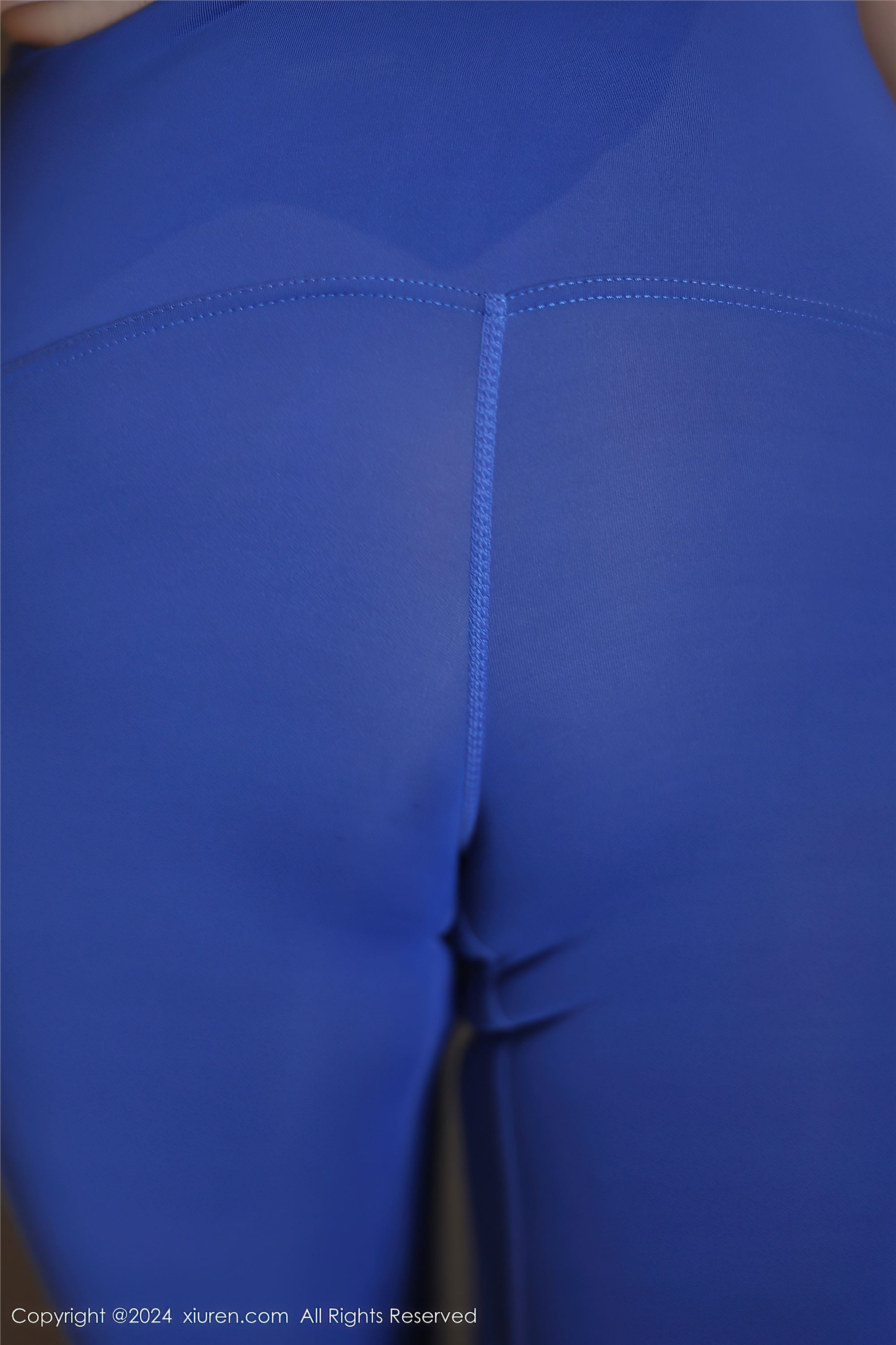 图片[3]-Xiuren秀人网期2024.08.07期N第8977期吴怡怡-套图网