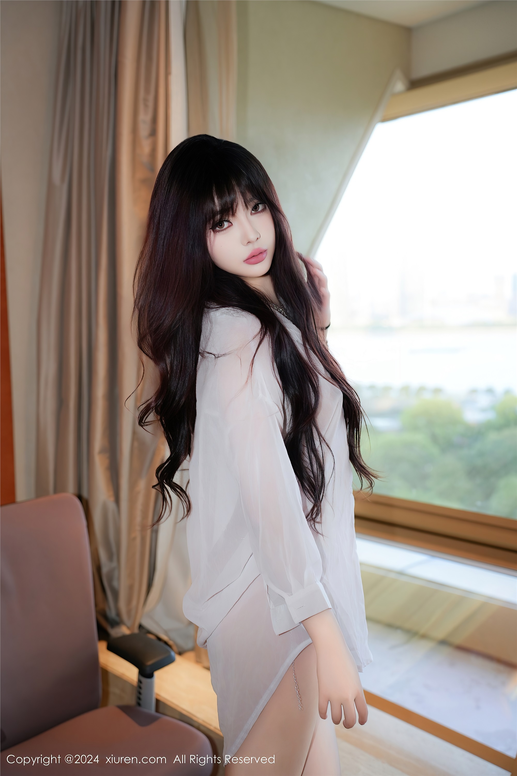 Xiuren秀人网期2024.08.12期N第9002期酒精阿姨-套图网