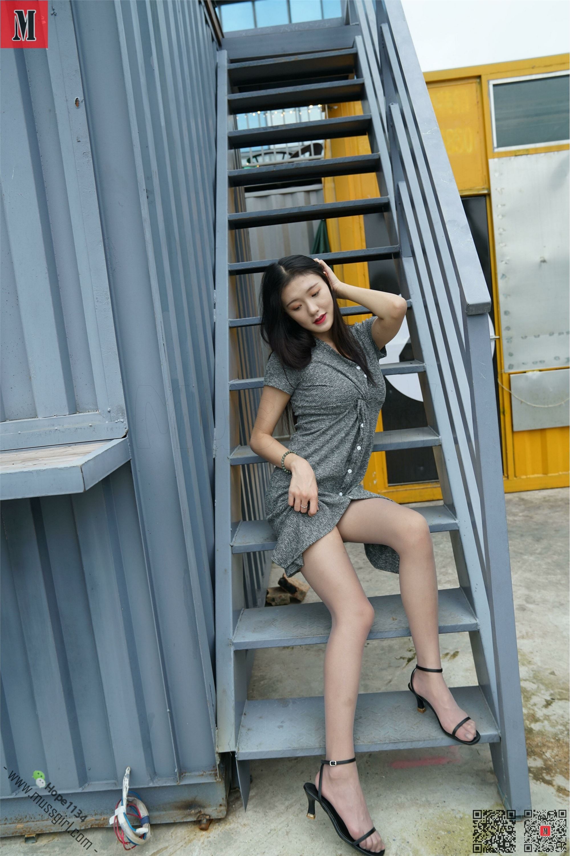 图片[5]-MussGirl慕丝女郎期期N第143期芭蕾舞蹈演员彬彬优雅长裙秀灰丝-秀人网