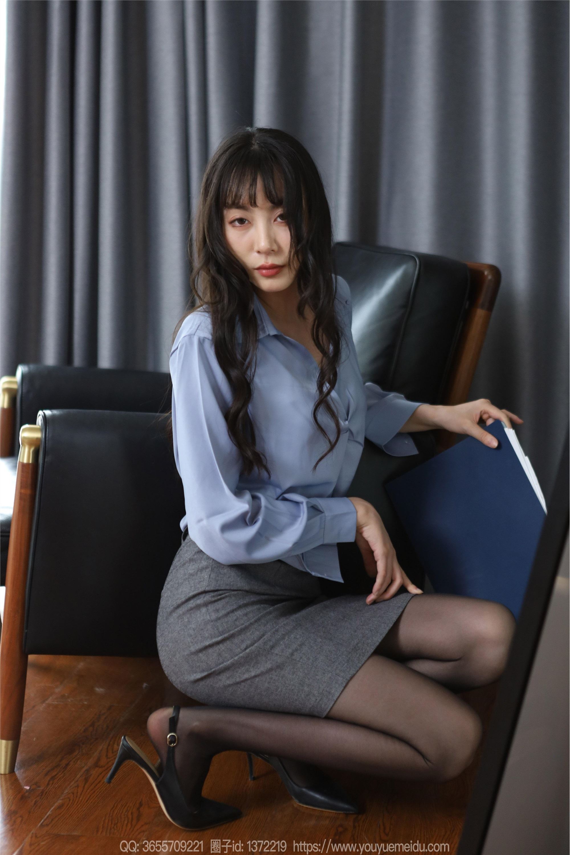 图片[3]-IESS异思趣向期期2024.06.03期丝享家期1758期团团《黑丝OL》-秀人网