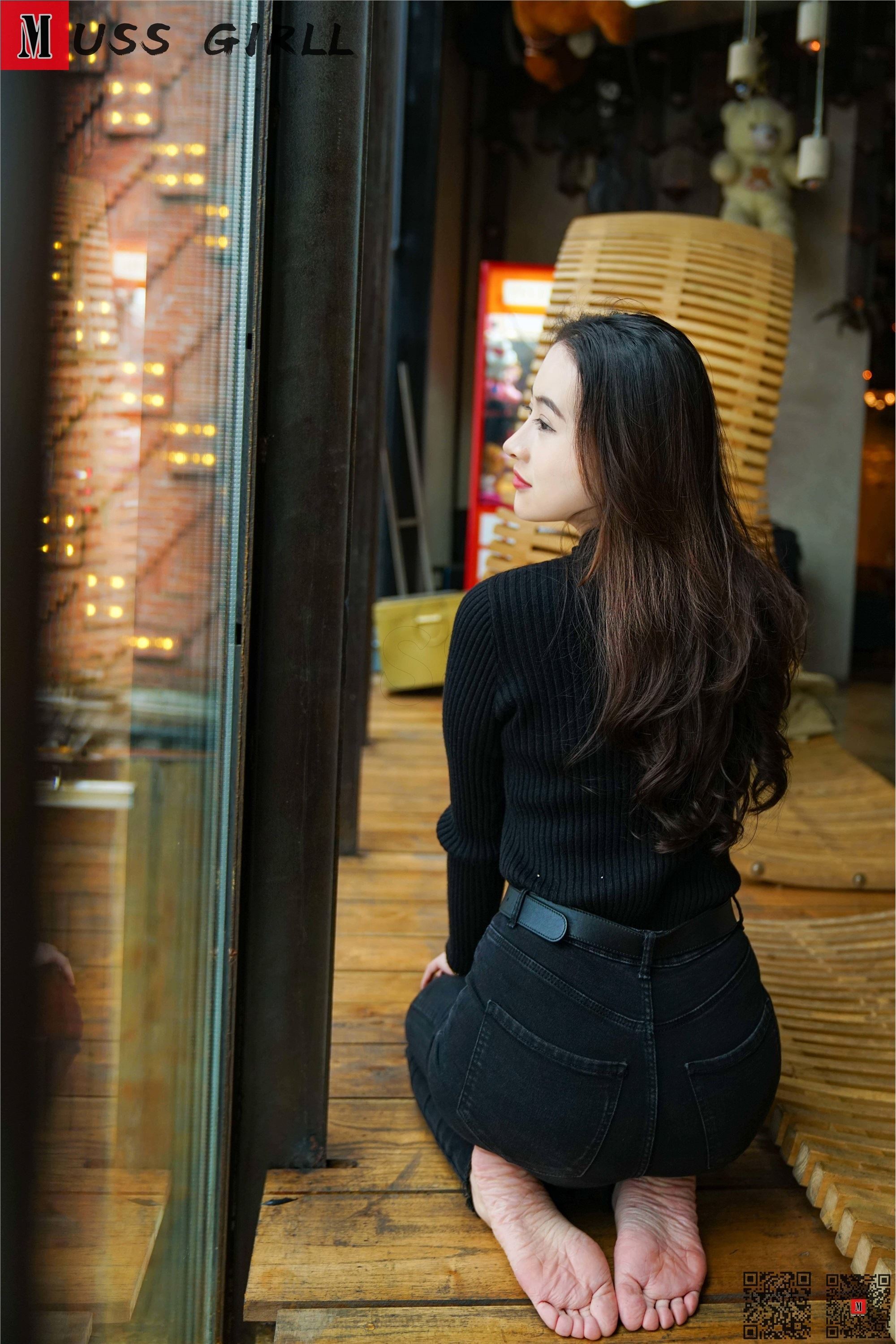 MussGirl慕丝女郎期期N第171期灰丝风衣-秀人网