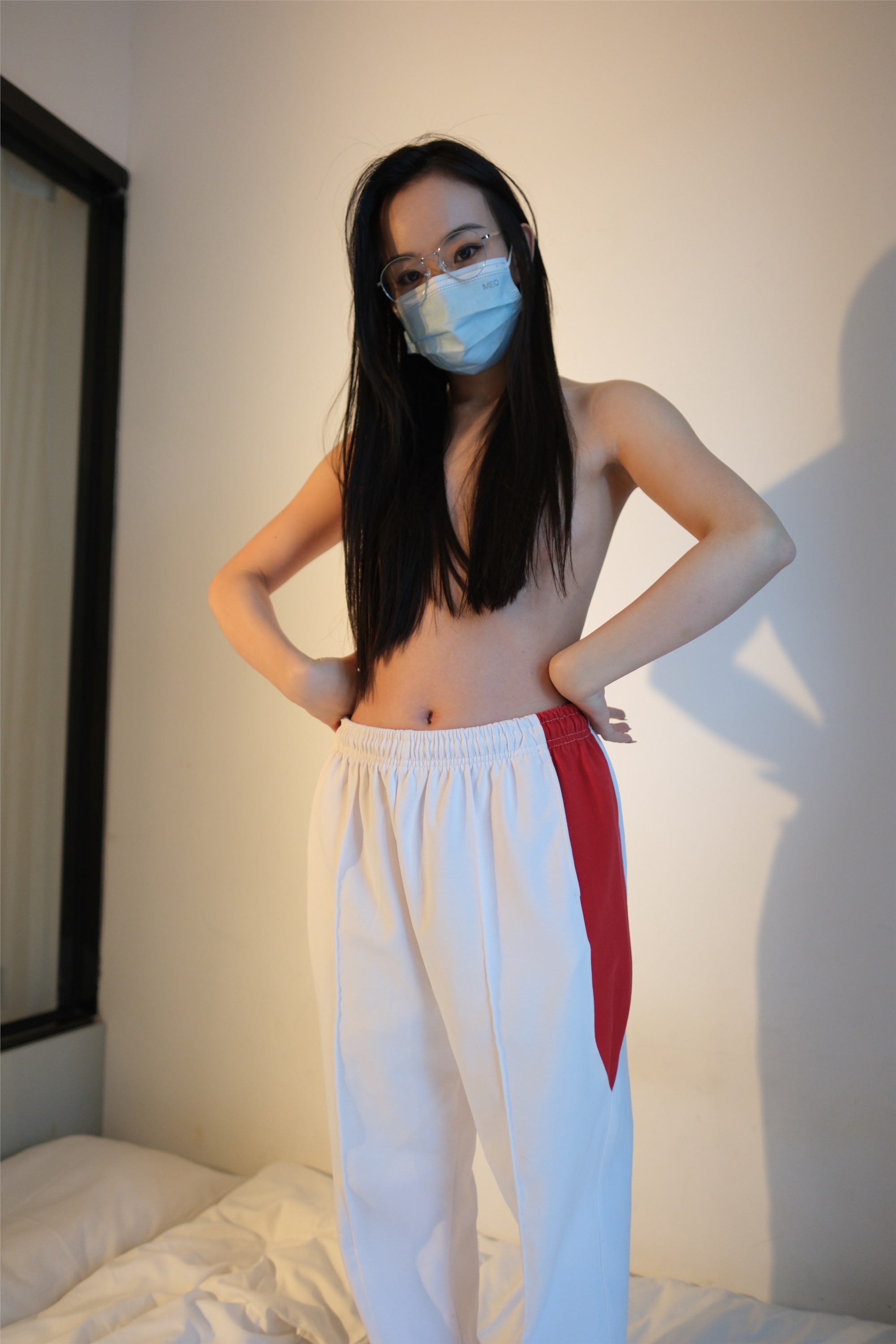 图片[4]-ROSI口罩系列期2024.10.13期N第3045-秀人网