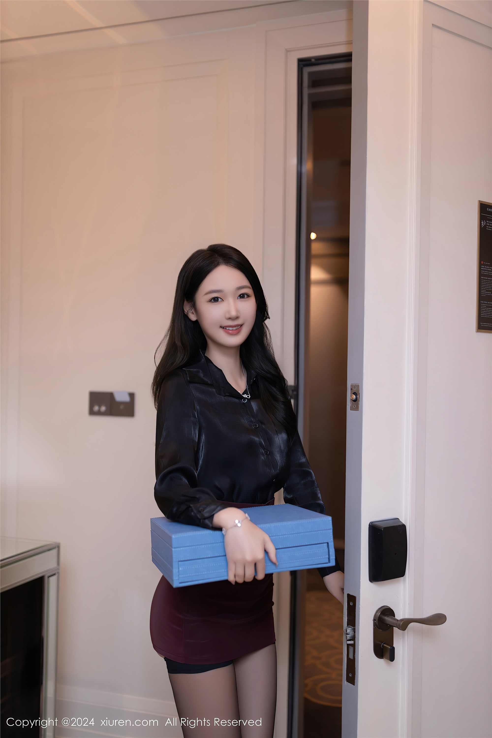 图片[2]-Xiuren秀人网期2024.09.02期N第9102期唐安琪-秀人网