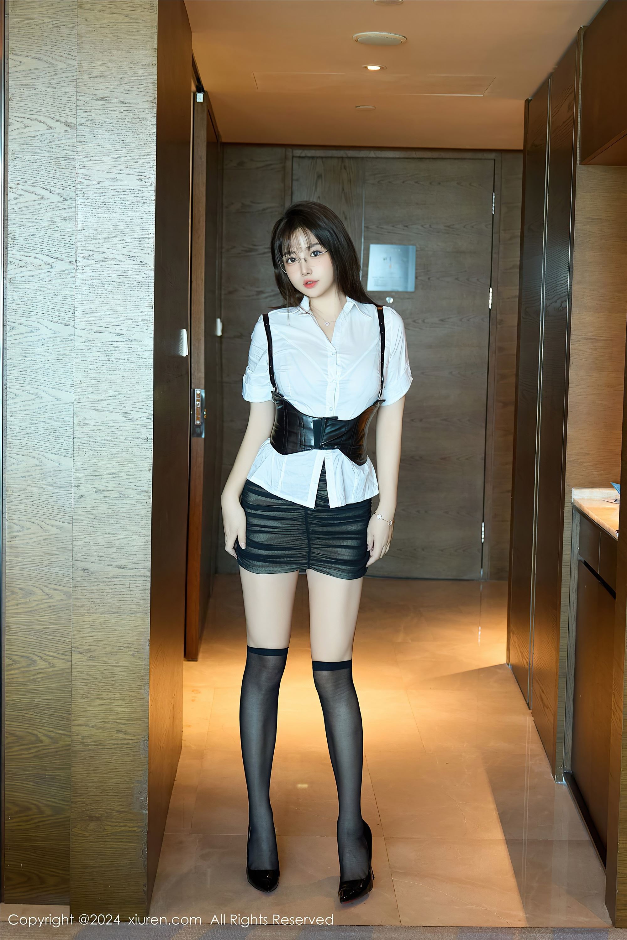 图片[2]-Xiuren秀人网期2024.09.03期N第9104期养乐多Doll-秀人网