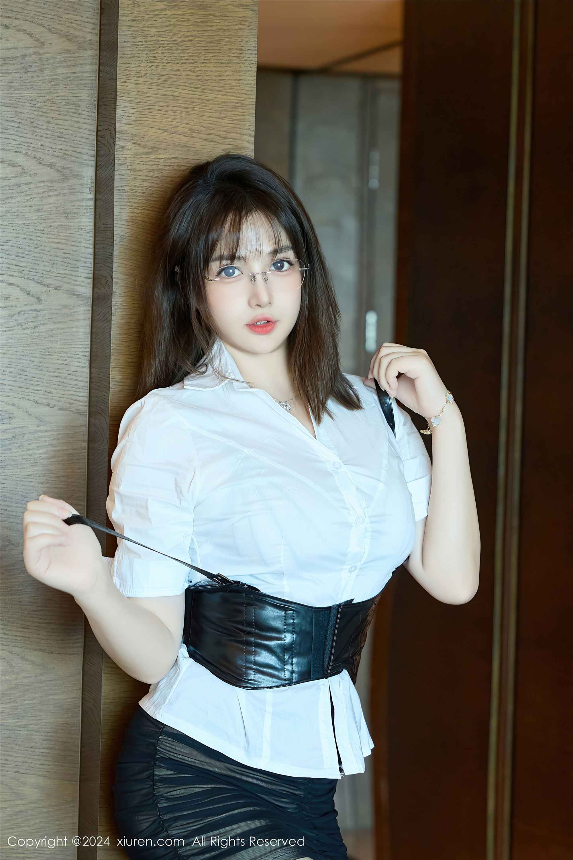 图片[5]-Xiuren秀人网期2024.09.03期N第9104期养乐多Doll-秀人网