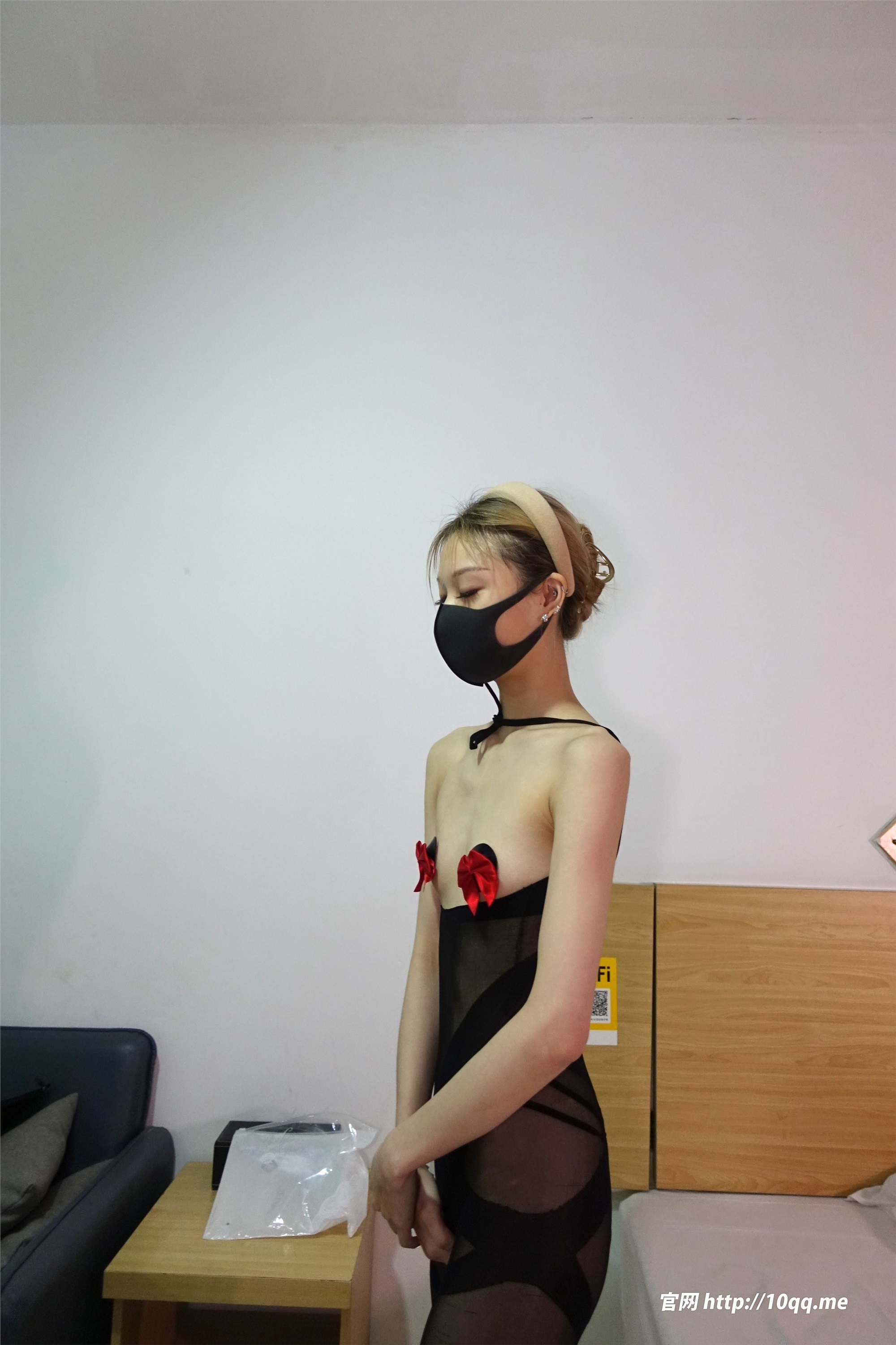 图片[2]-ROSI口罩系列期2023.09.12期N第2648-秀人网