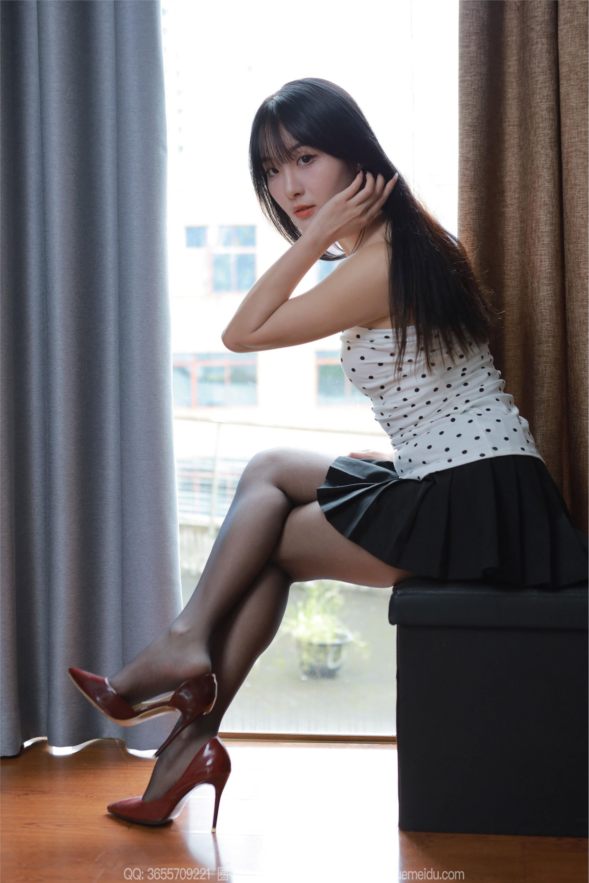 图片[6]-IESS异思趣向期期2024.07.16期丝享家期1795期婉萍《波点短裙》-秀人网