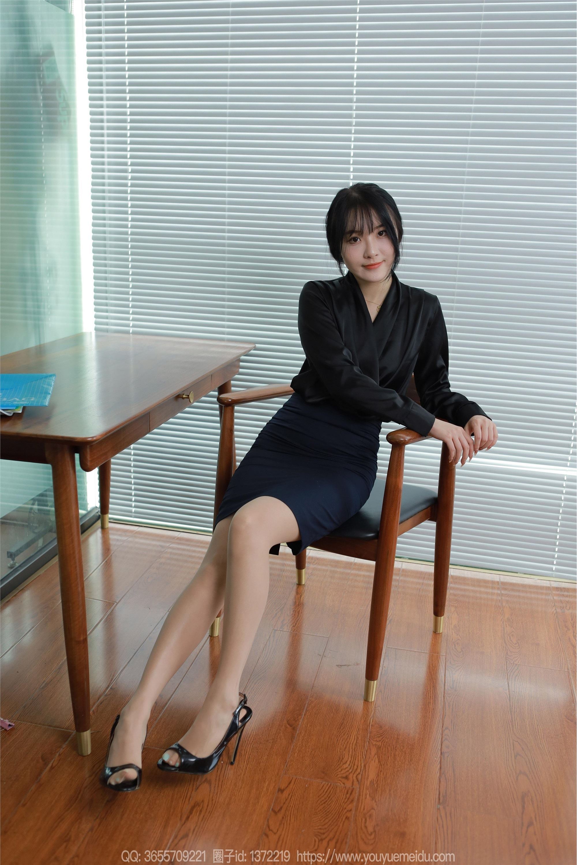 图片[2]-IESS异思趣向期期2024.07.19期丝享家期1798期婉萍《黑色衬衣》-套图网