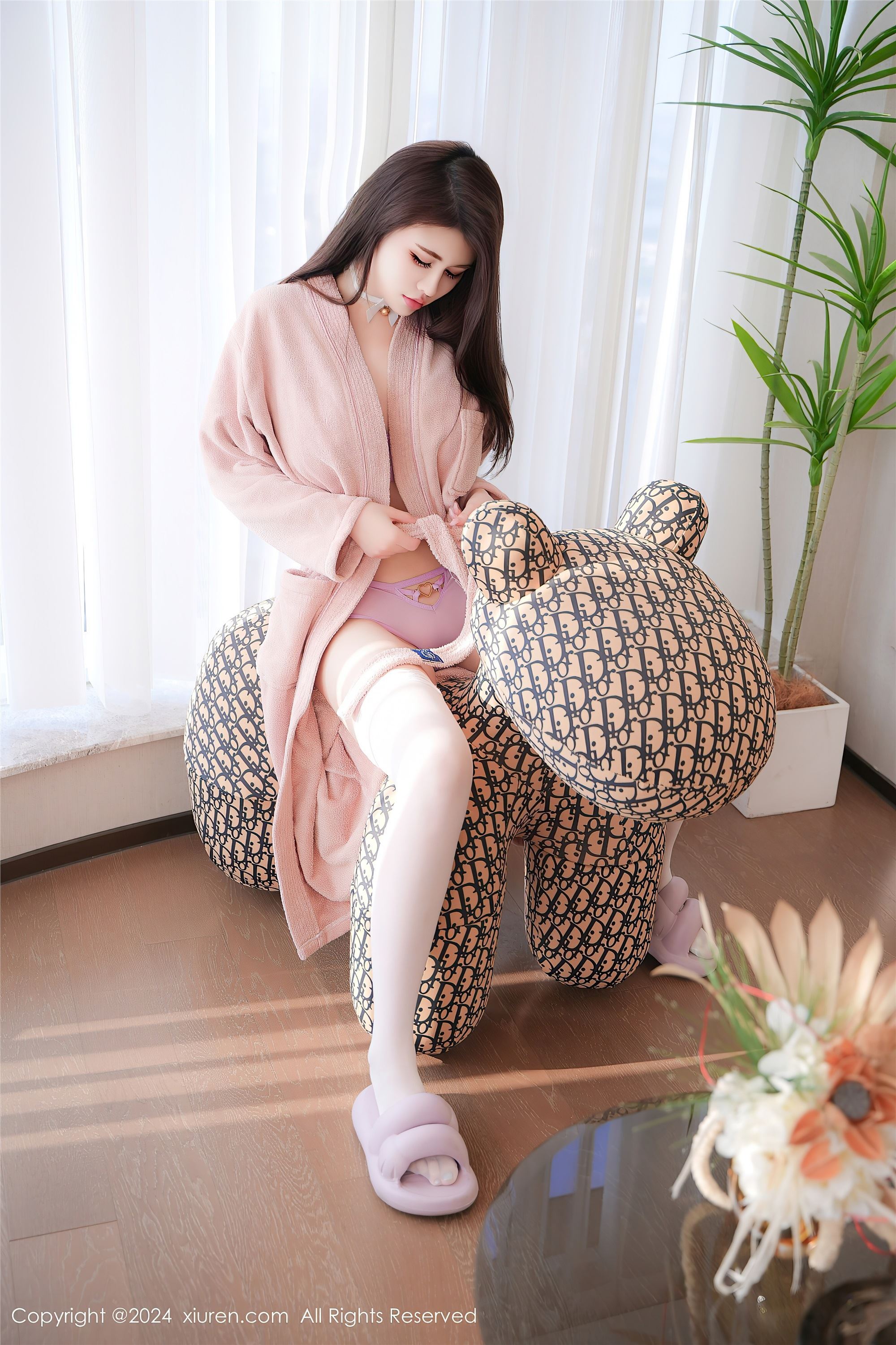 图片[4]-Xiuren秀人网期2024.09.09期N第9127期甜妮-秀人网