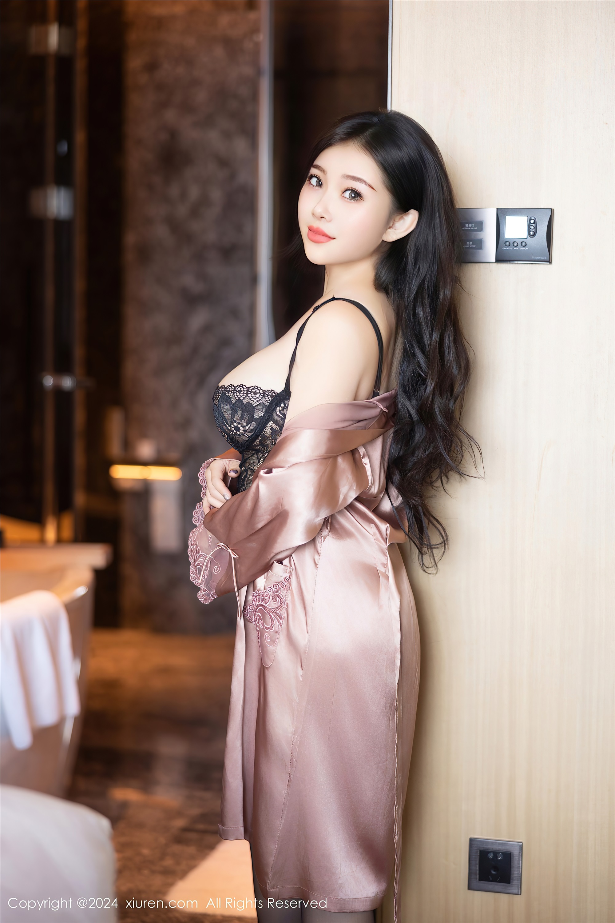 图片[4]-Xiuren秀人网期2024.09.14期N第9159期白洁Bessie-套图网