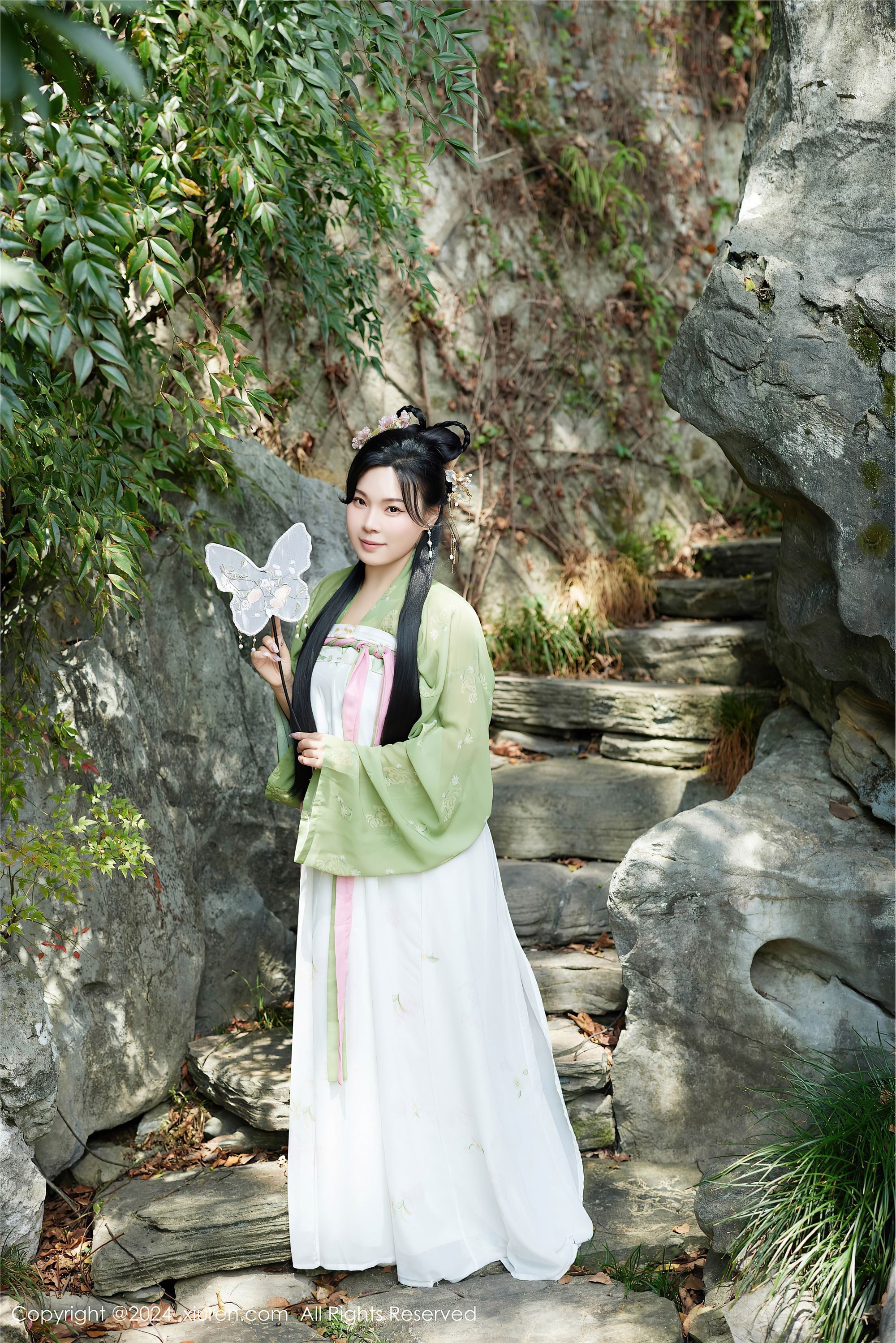 Xiuren秀人网期2024.09.14期N第9162期麦田-秀人网