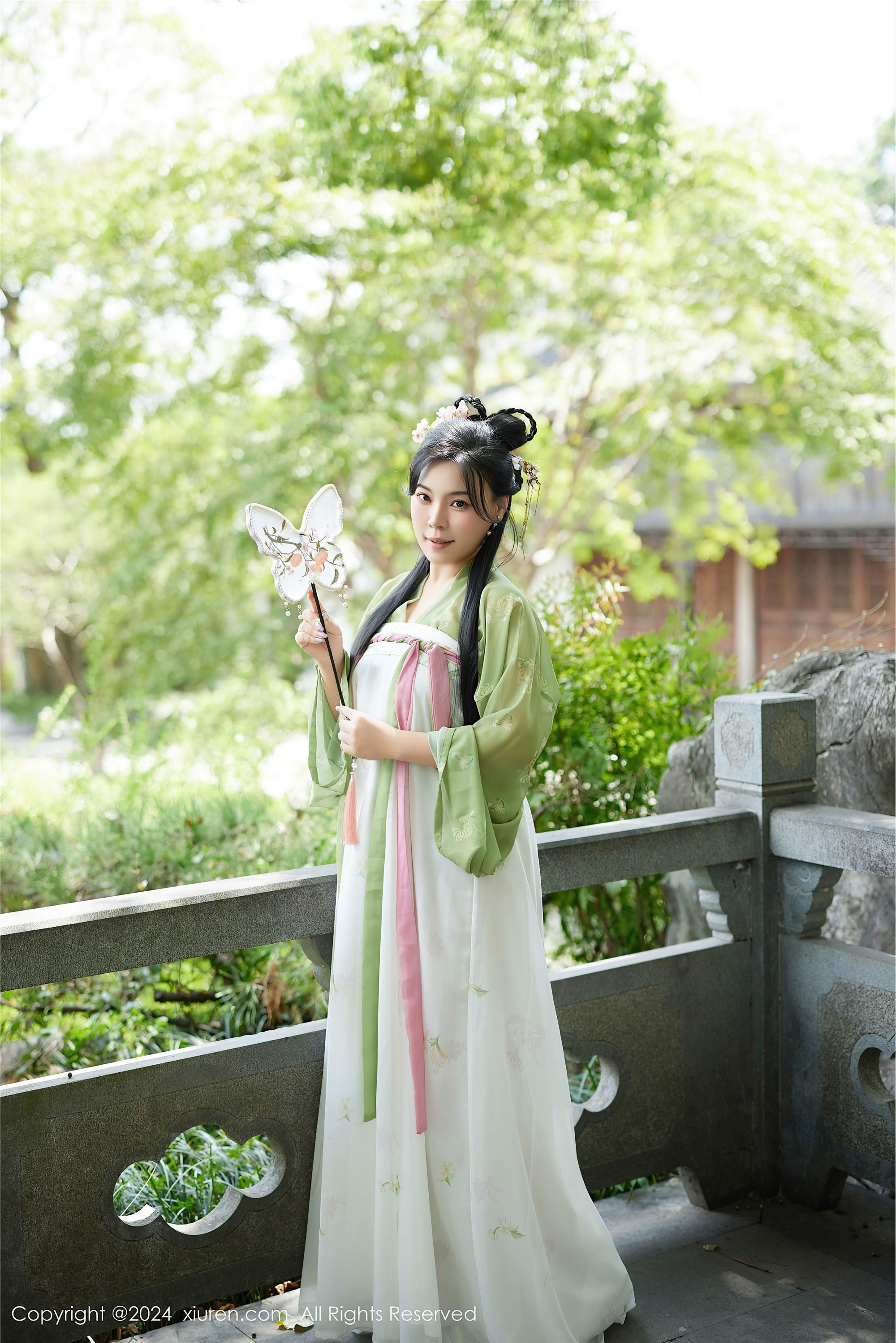 图片[5]-Xiuren秀人网期2024.09.14期N第9162期麦田-秀人网