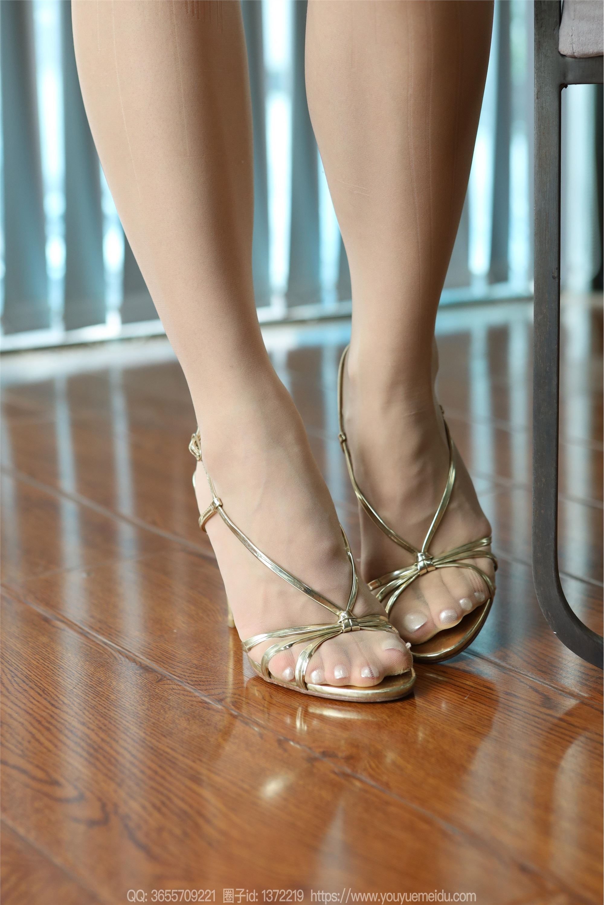 图片[6]-IESS异思趣向期期2024.06.13期丝享家期1767期兔兔《职场小妹》-秀人网