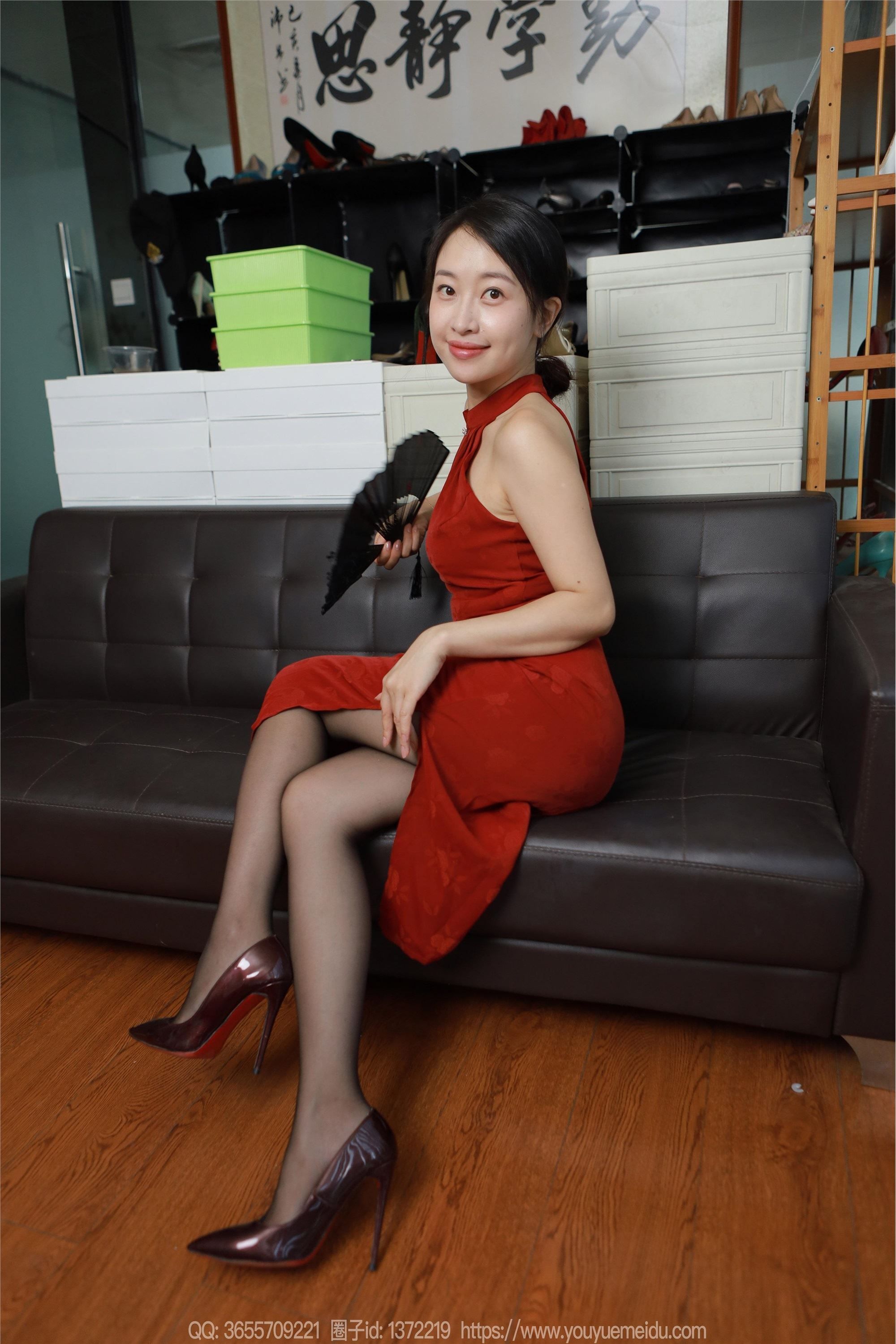 IESS异思趣向期期2024.09.01期丝享家期1834期小婕《红黑》-套图网