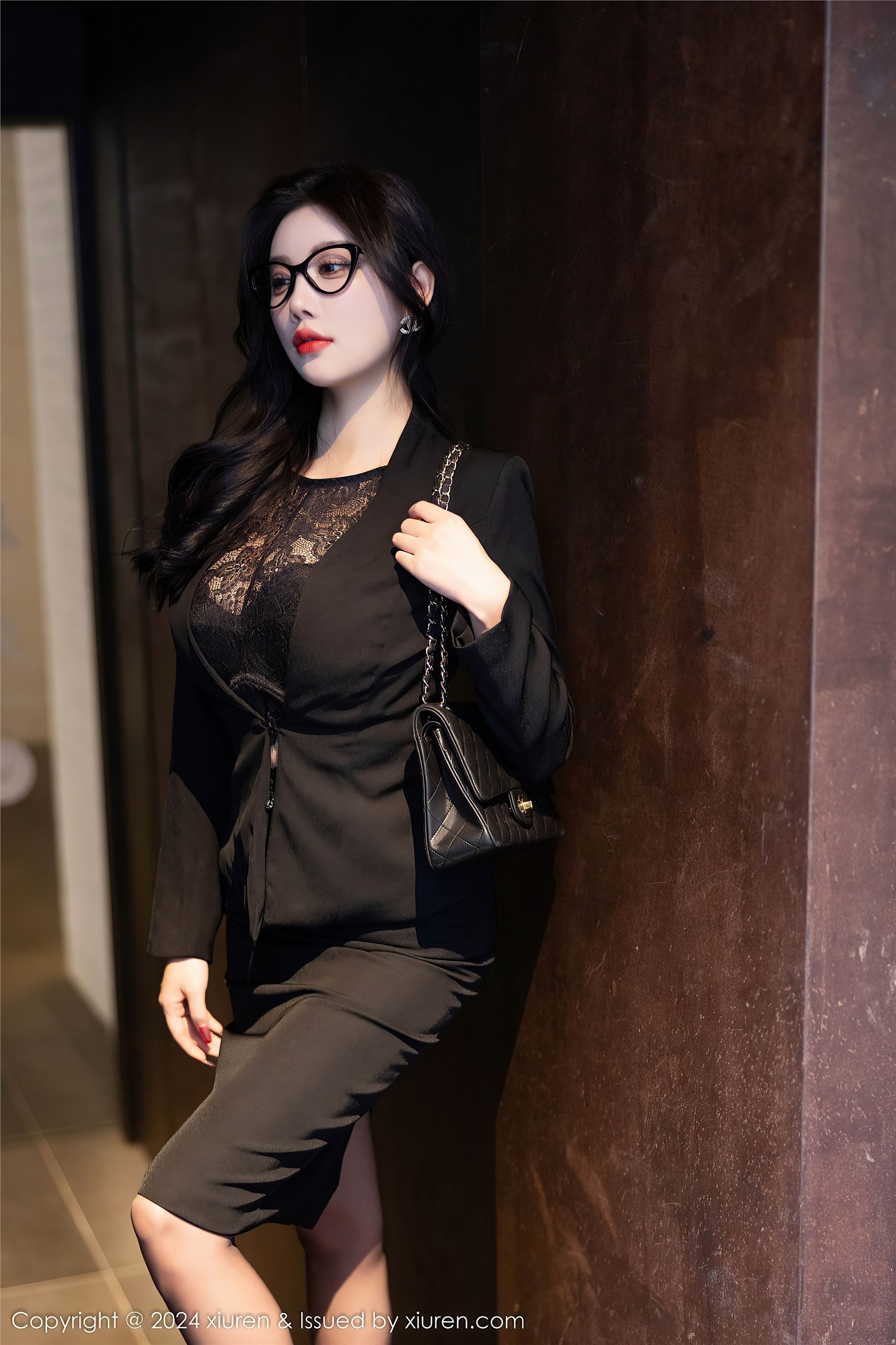 图片[2]-Xiuren秀人网期2024.09.20期N第9190期杨晨晨Yome-套图网