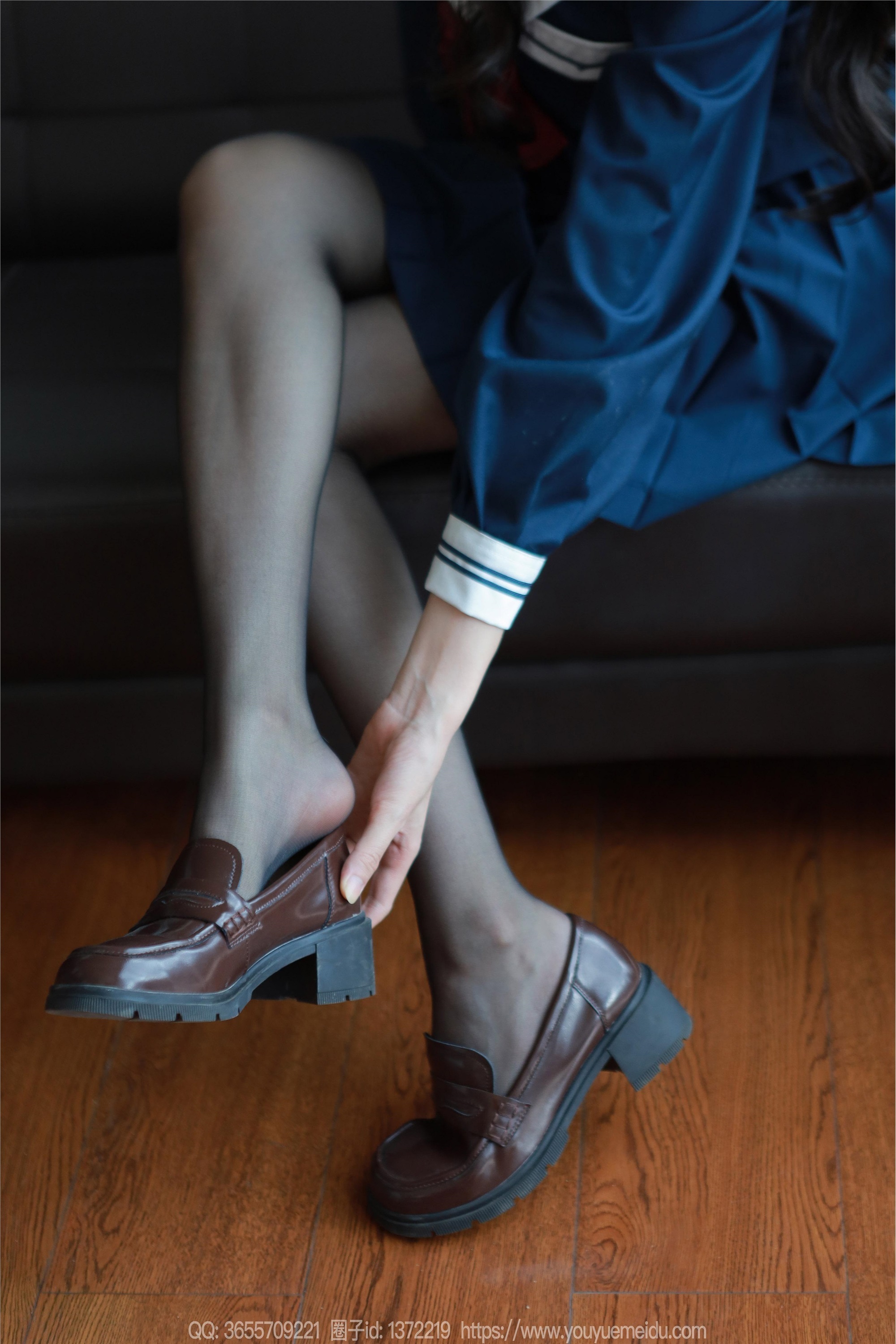 图片[2]-IESS异思趣向期期2024.08.27期丝享家期1830期团团《黑丝JK》-秀人网