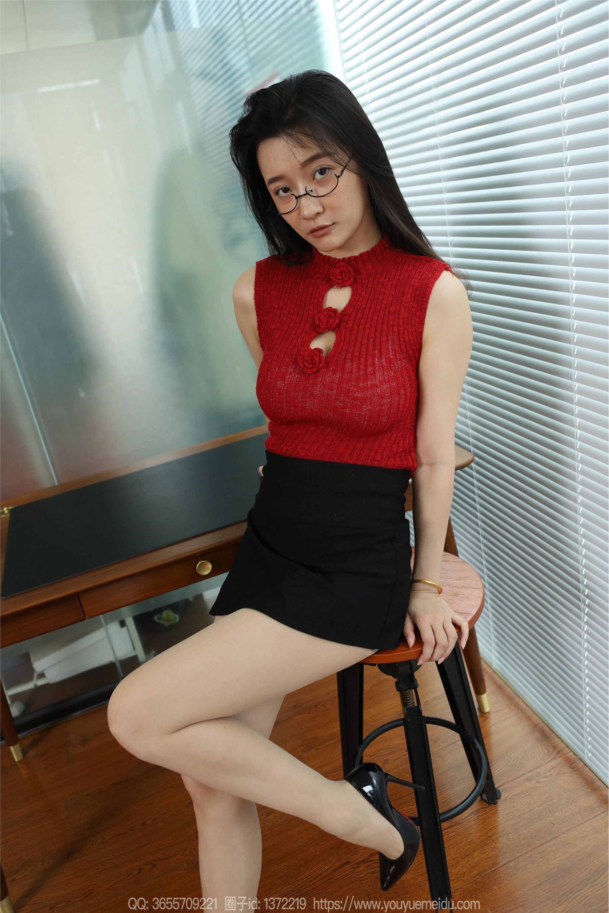 图片[2]-IESS异思趣向期期2024.06.19期丝享家期1772期秋秋《镂空的春色》-套图网