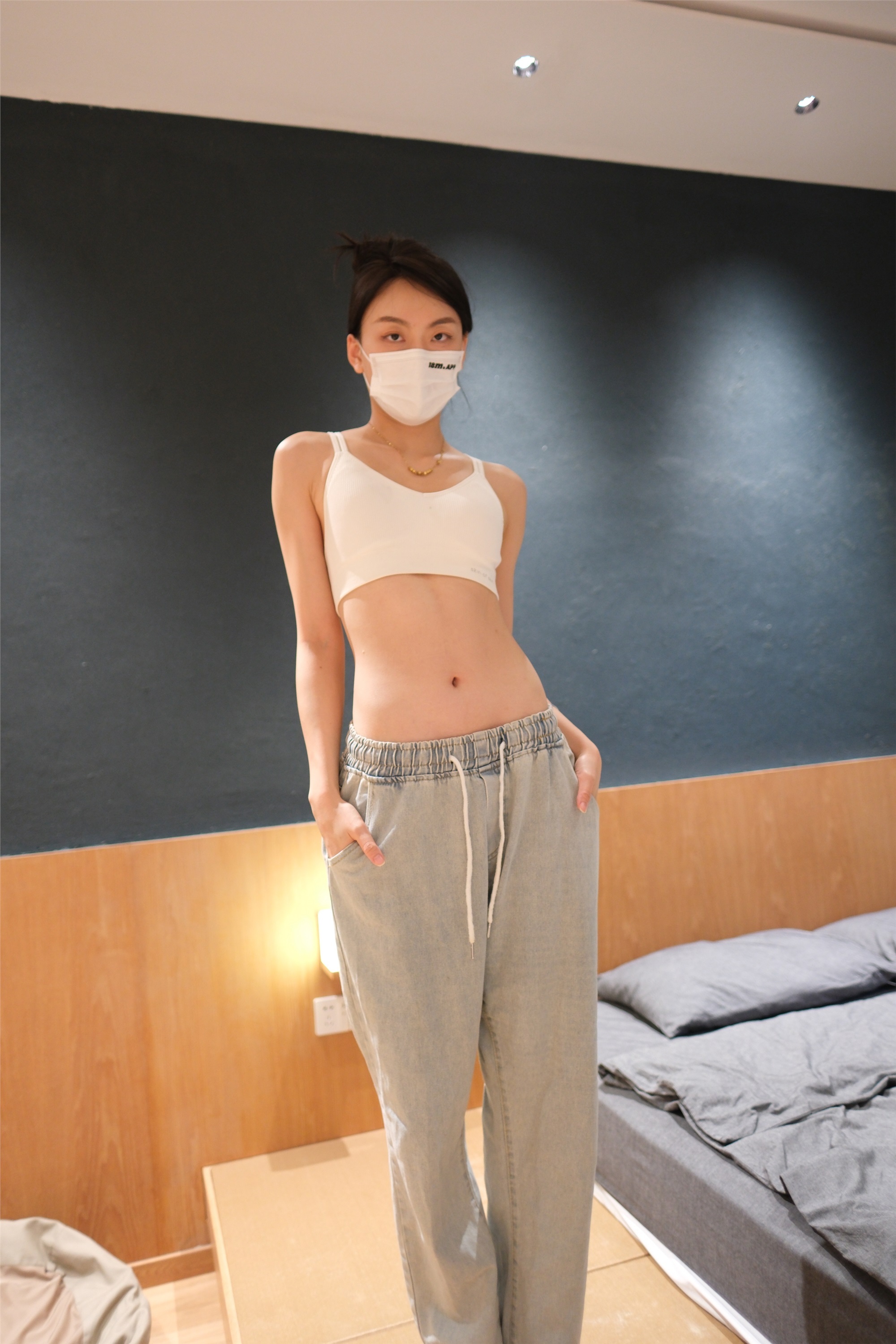 图片[2]-ROSI口罩系列期2024.10.05期N第3037-秀人网