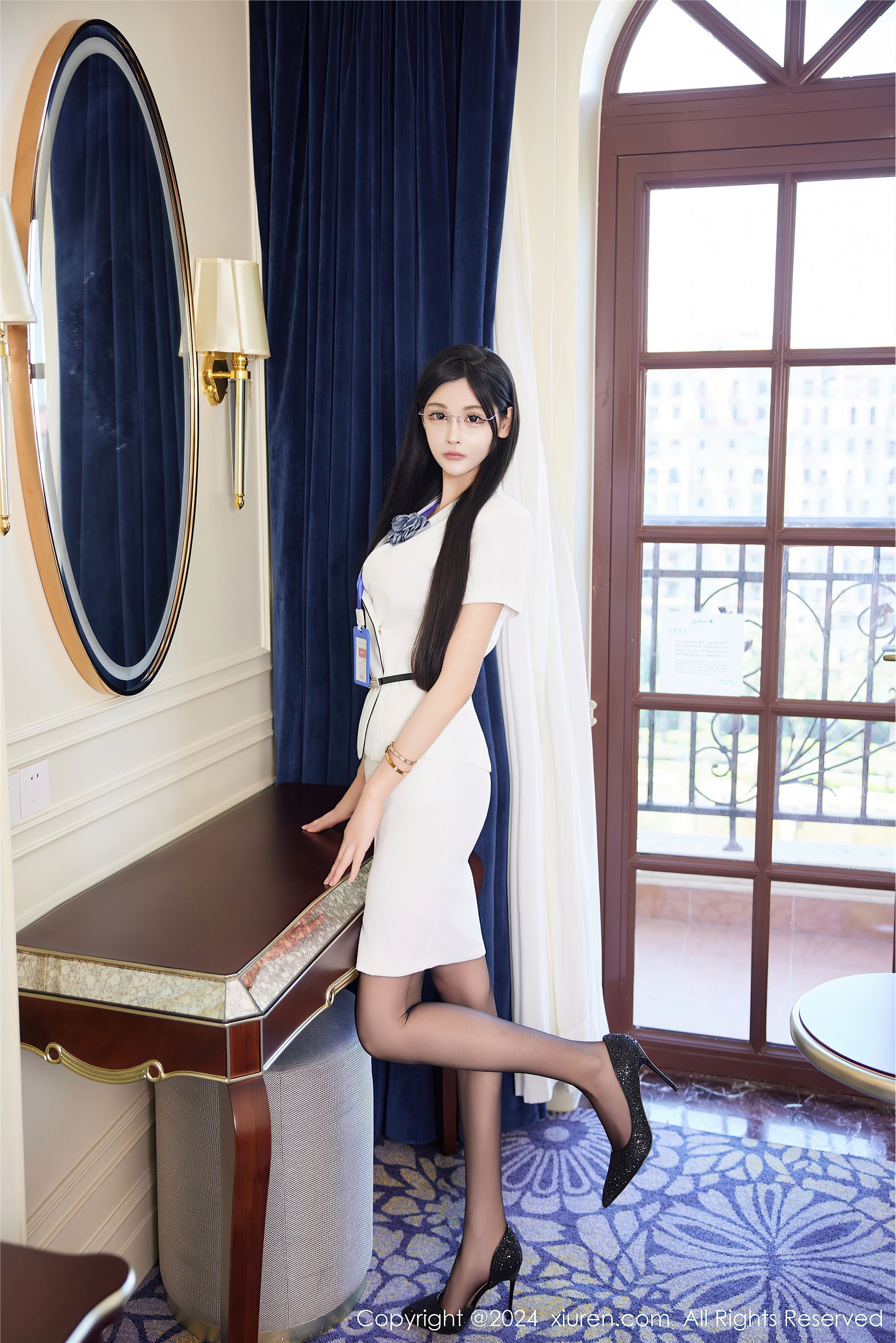 图片[2]-Xiuren秀人网期2024.08.22期N第9049期智恩baby-秀人网