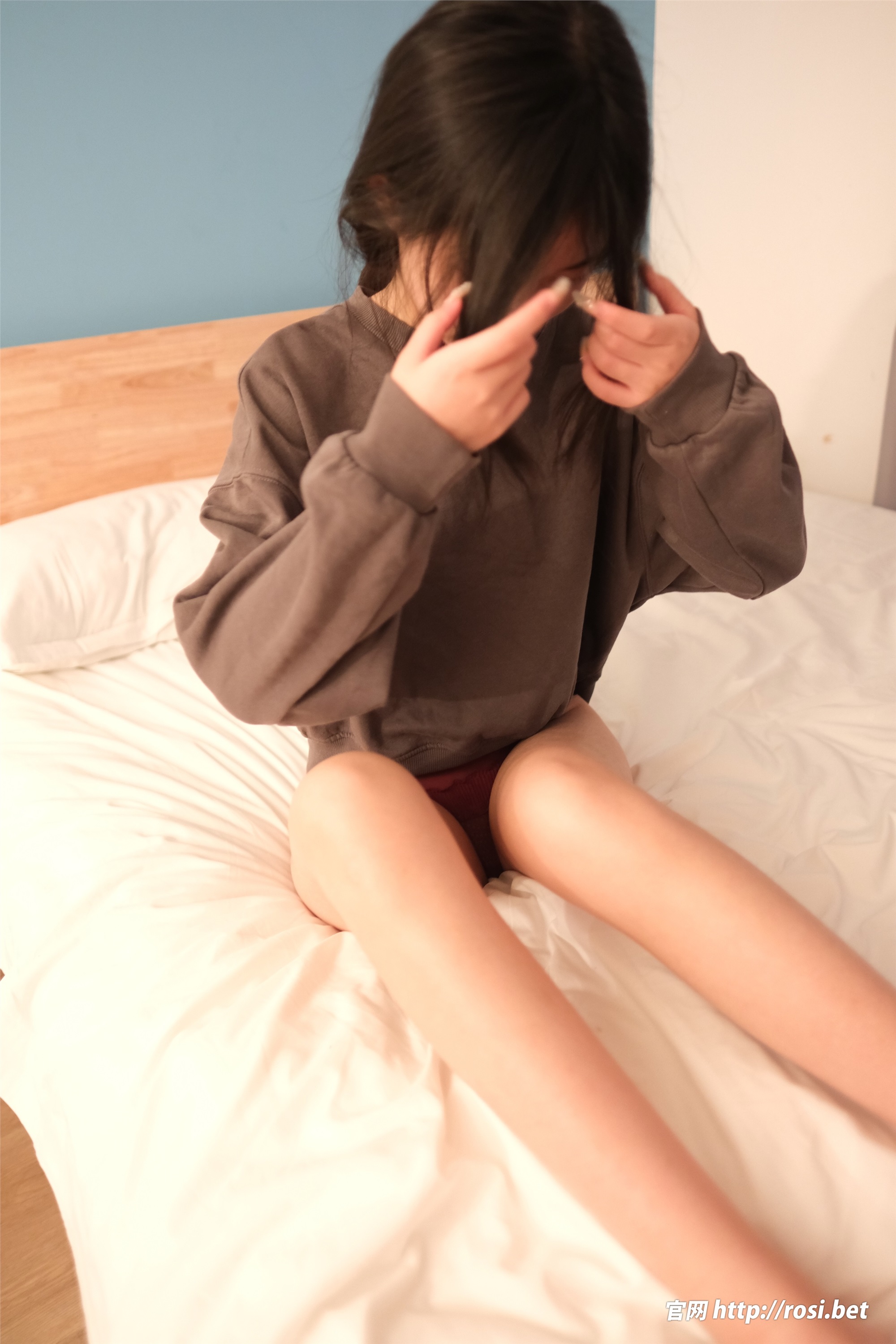 图片[2]-ROSI写真期2024.11.07期N第4721-秀人网